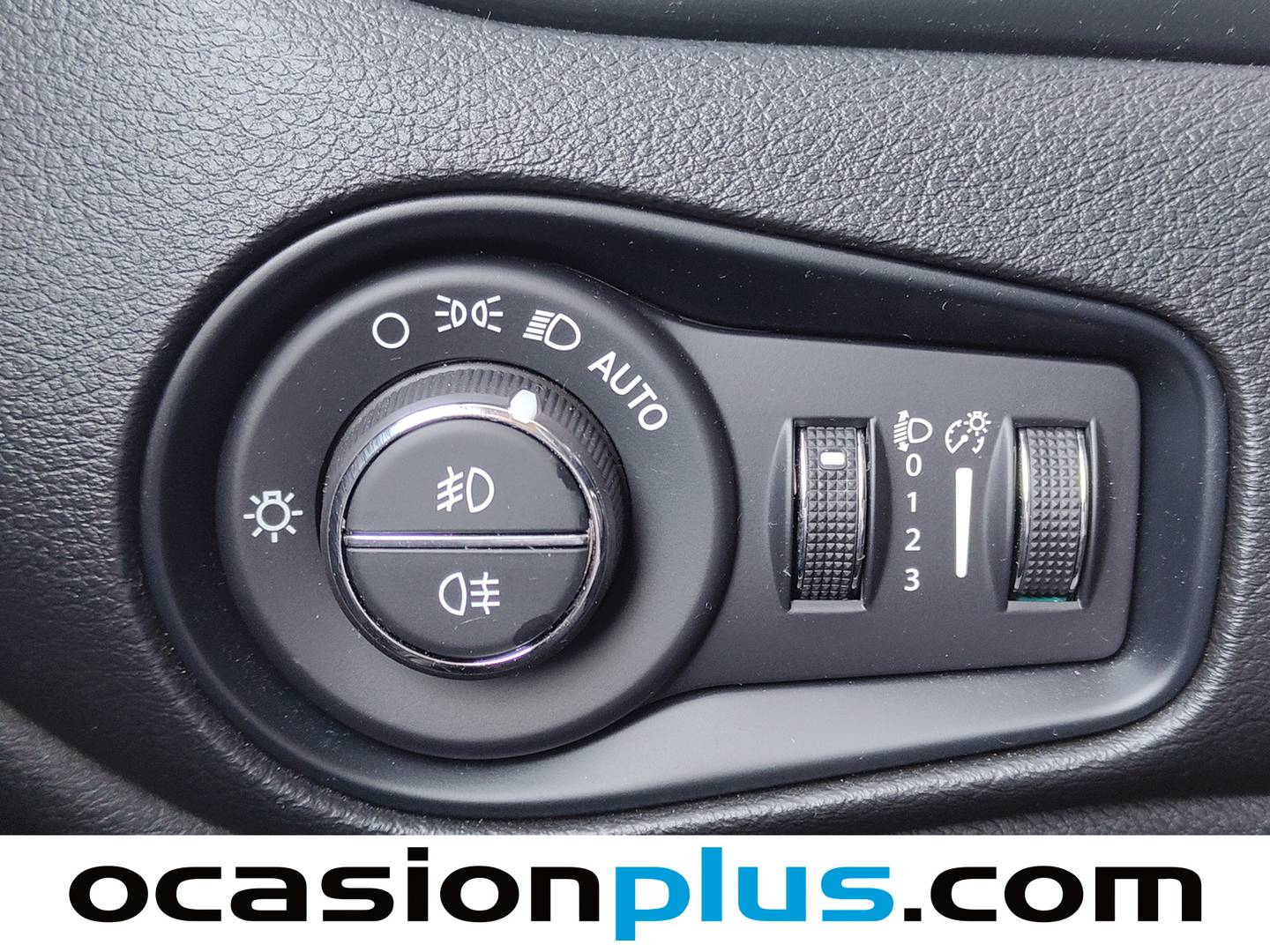 Jeep Renegade Jeep Renegade eHybrid 1.5 Altitude DCT (130 CV) de segunda mano