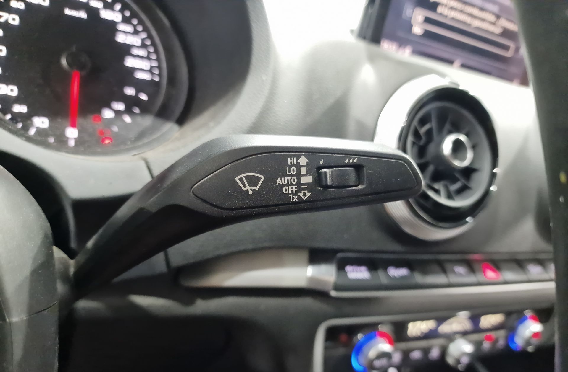 Audi A3 Sedan S-Line 35 TFSI S-Tronic - foto 32
