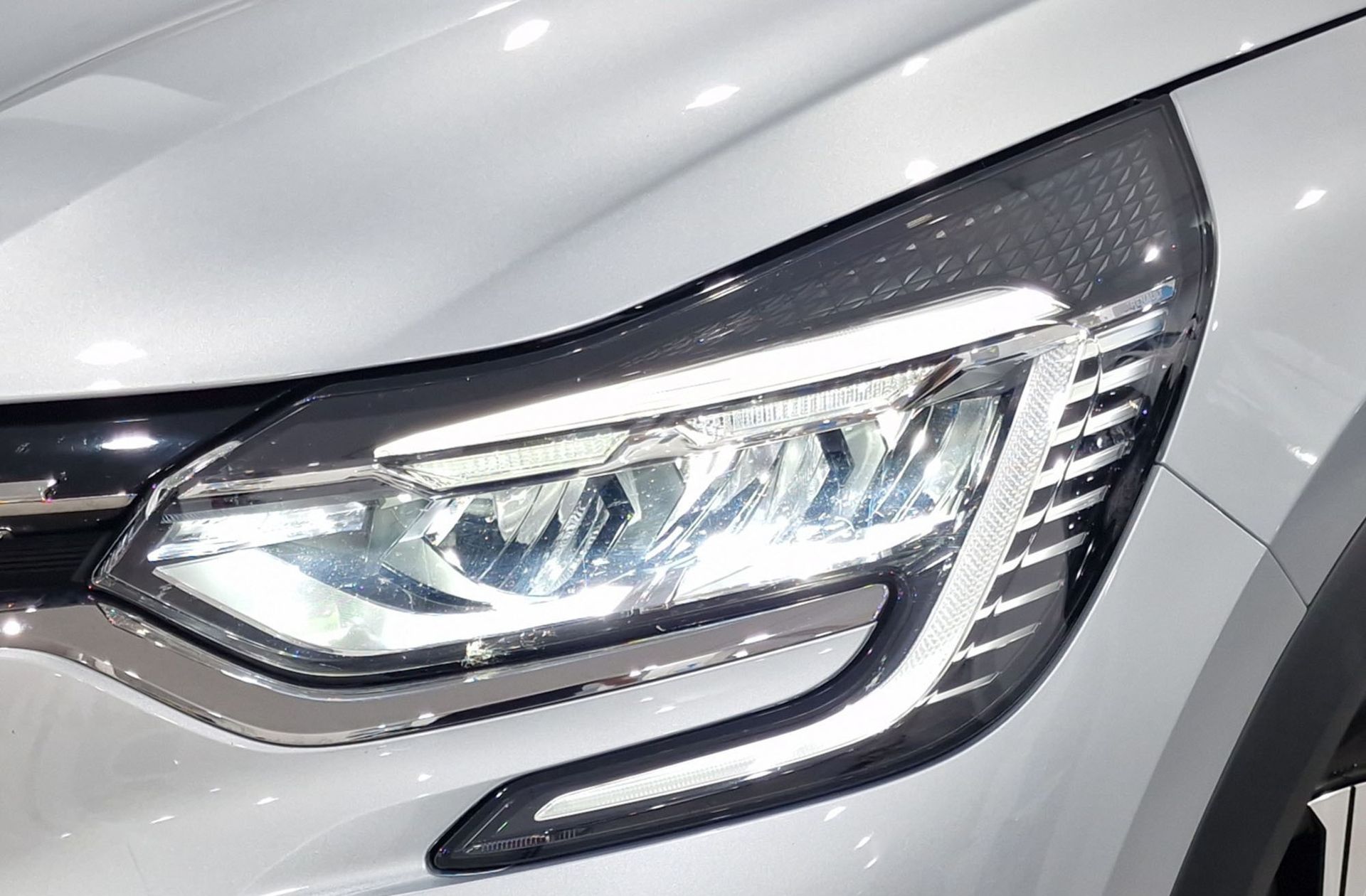 Renault Captur Techno TCe - foto 15