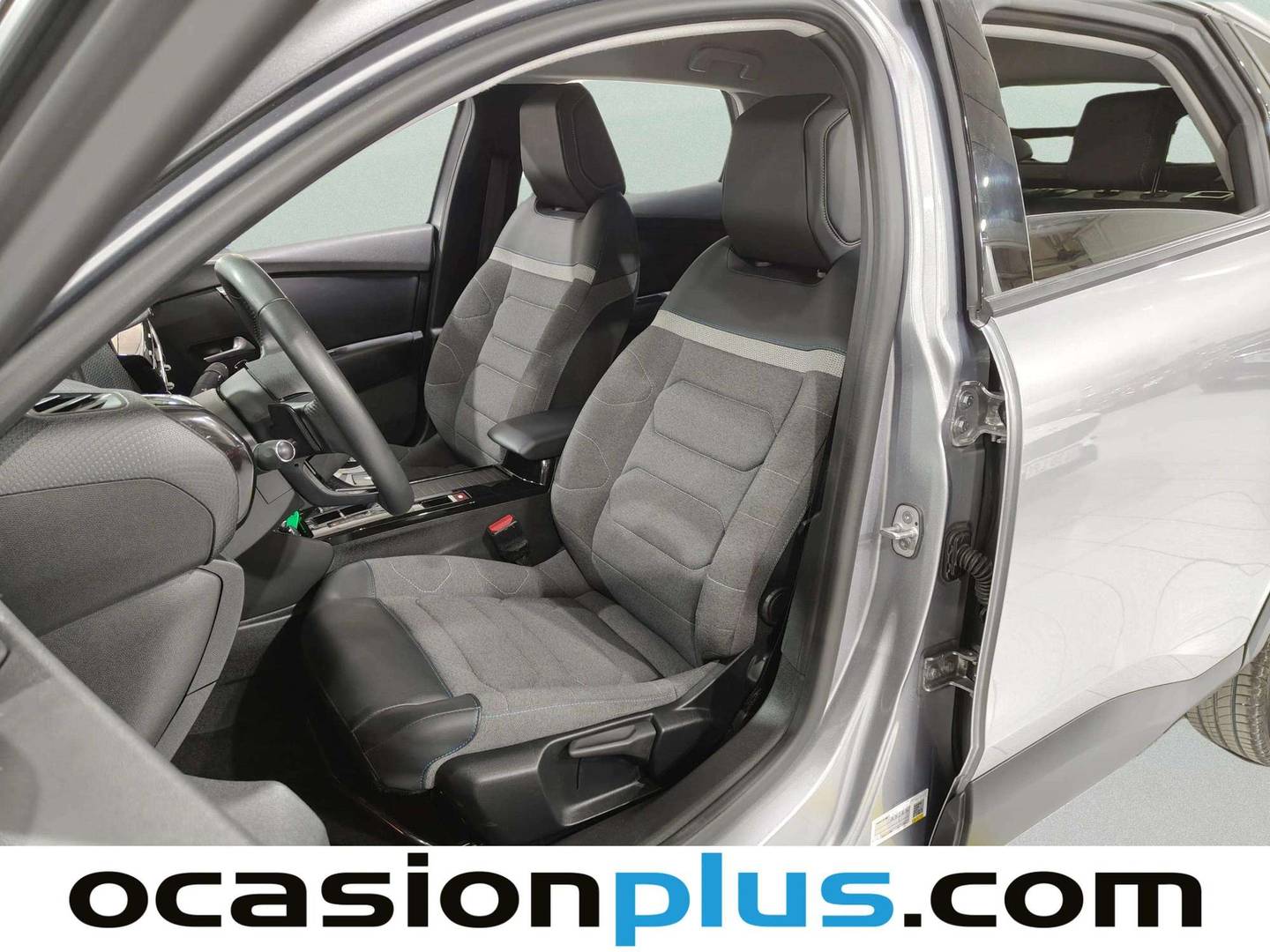 Foto Citroën C4 Citroen C4 BlueHDi 130 S&S Feel Pack EAT8 (130 CV)