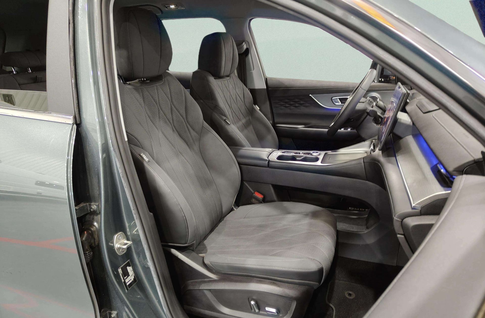 Ebro s800 1.6 T-GDi Premium DCT - foto 21