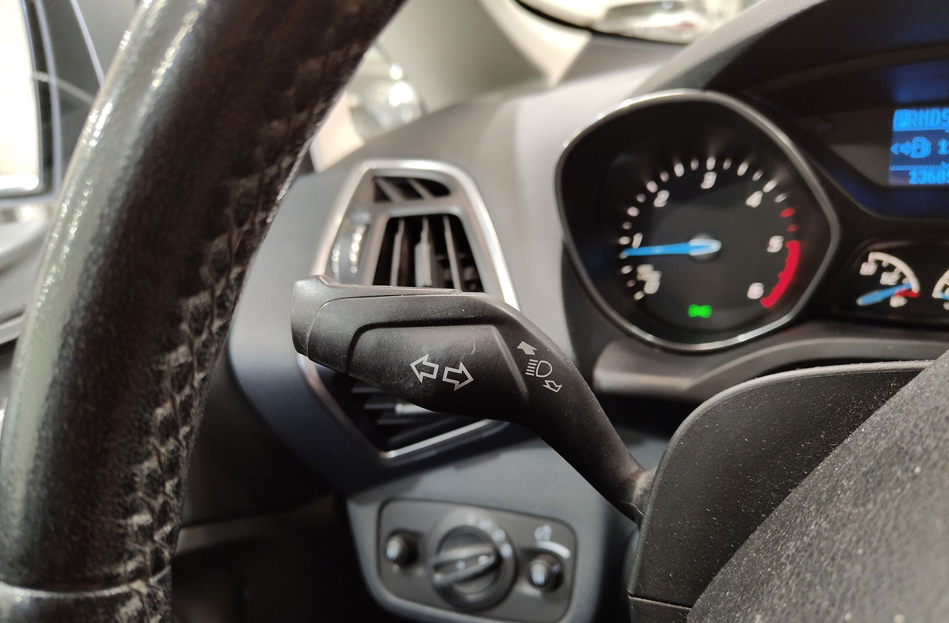 Ford C-Max 2.0 TDCi Titanium Powershift - foto 25