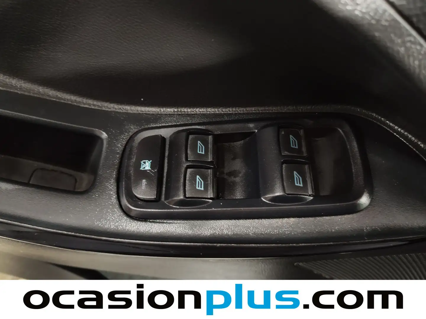 Foto Ford Ka+ Ford Ka+ 1.2 Ti-VCT White Edition (85 CV)