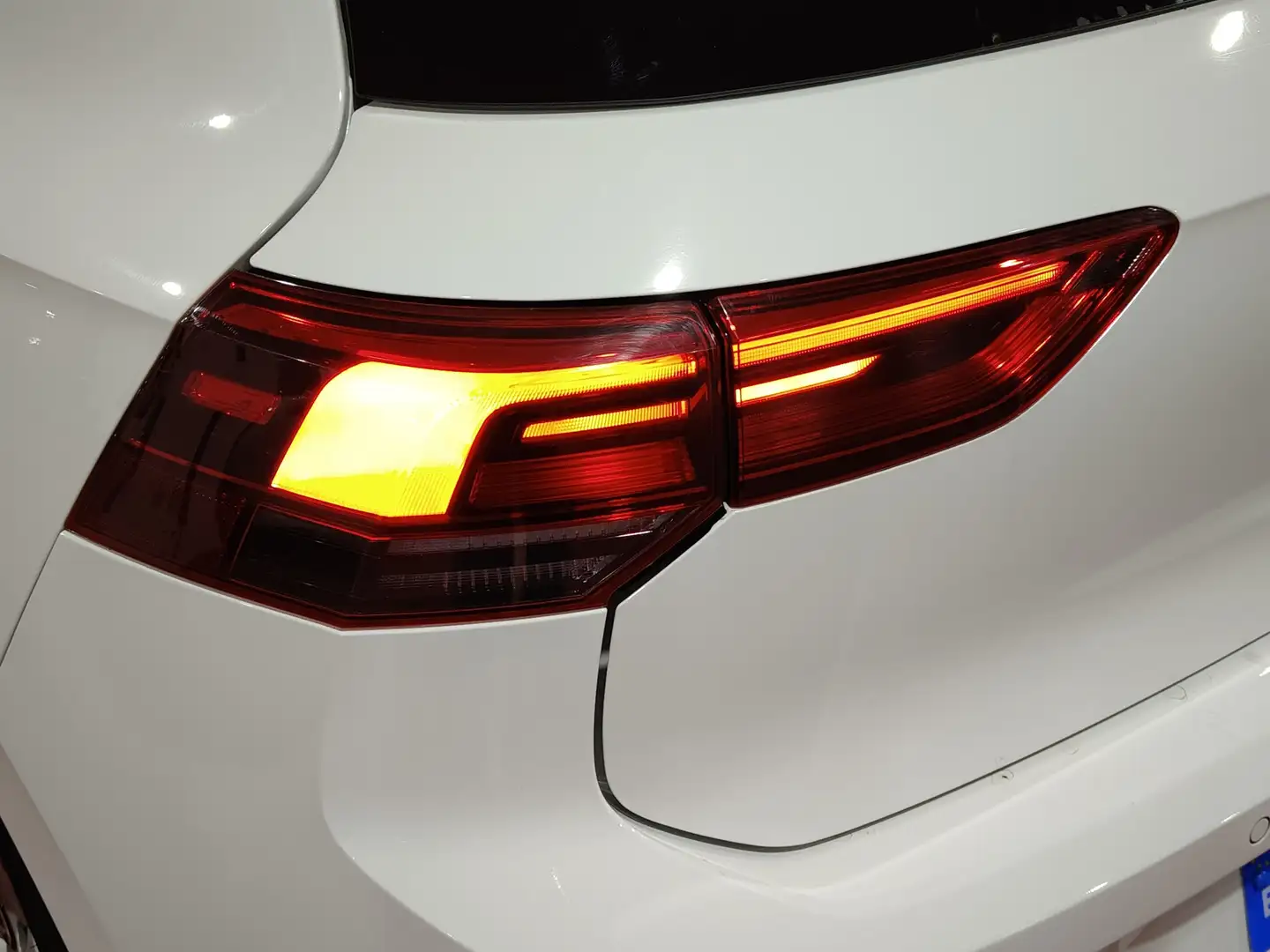 Foto Volkswagen Golf Volkswagen Golf Life 2.0 TDI (115 CV)