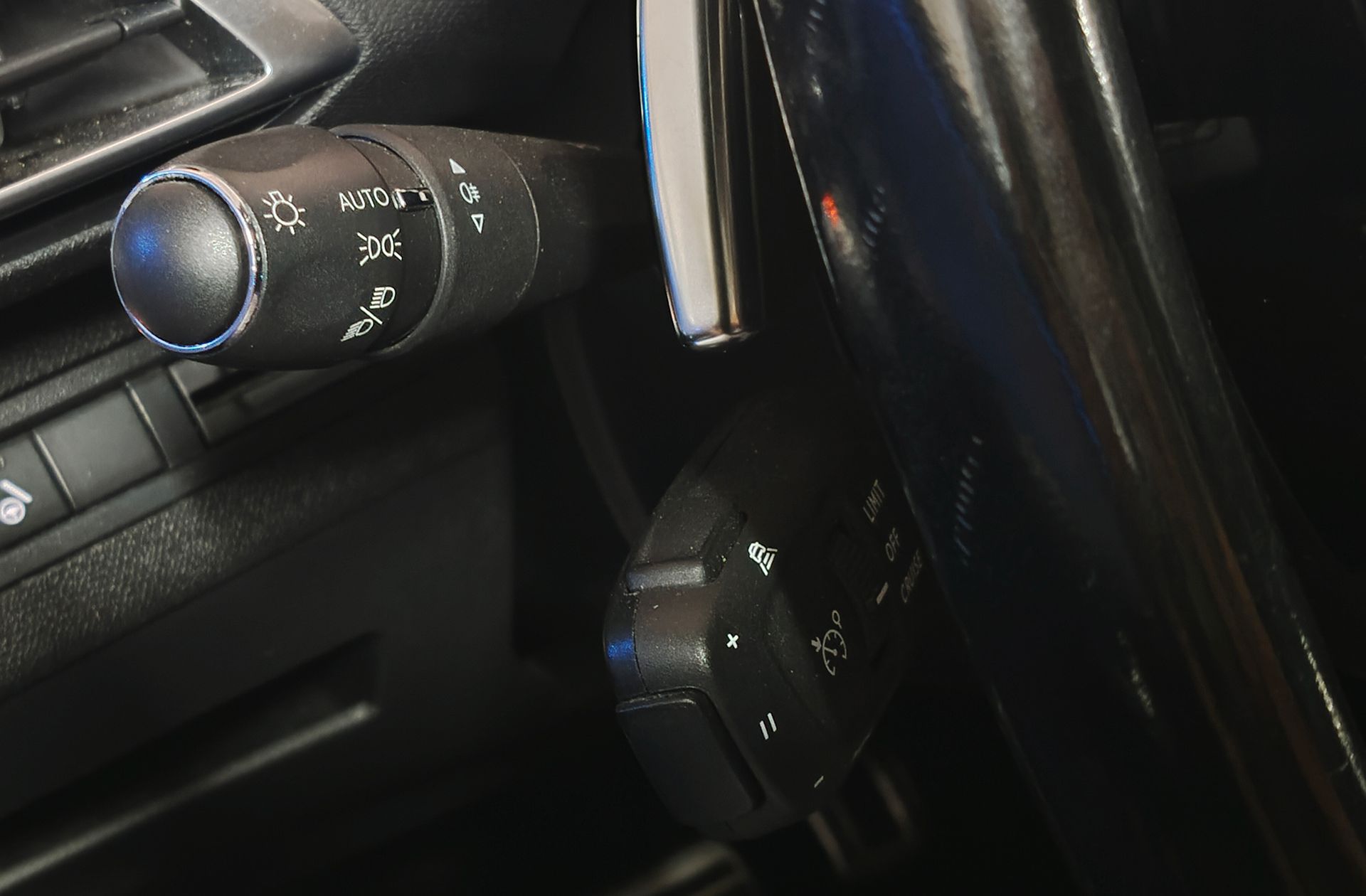 Peugeot 5008 BlueHDi 130 GT EAT8 7 plazas - foto 34