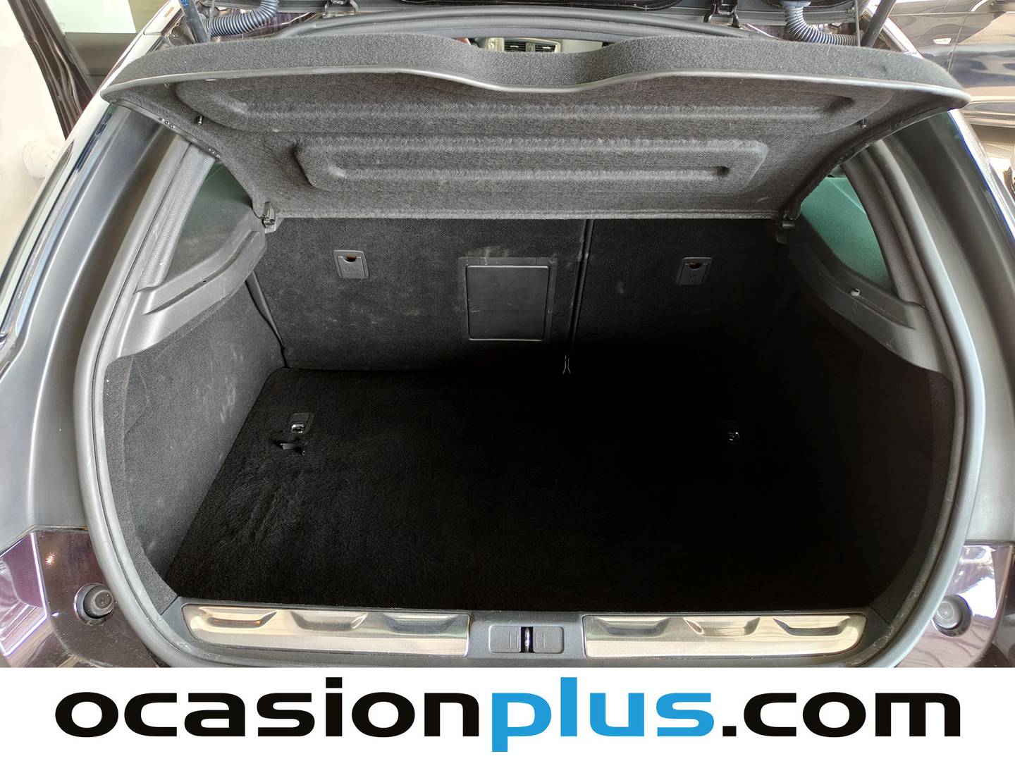 Foto DS DS 5 DS DS5 BlueHdi 120 Desire (120 CV)