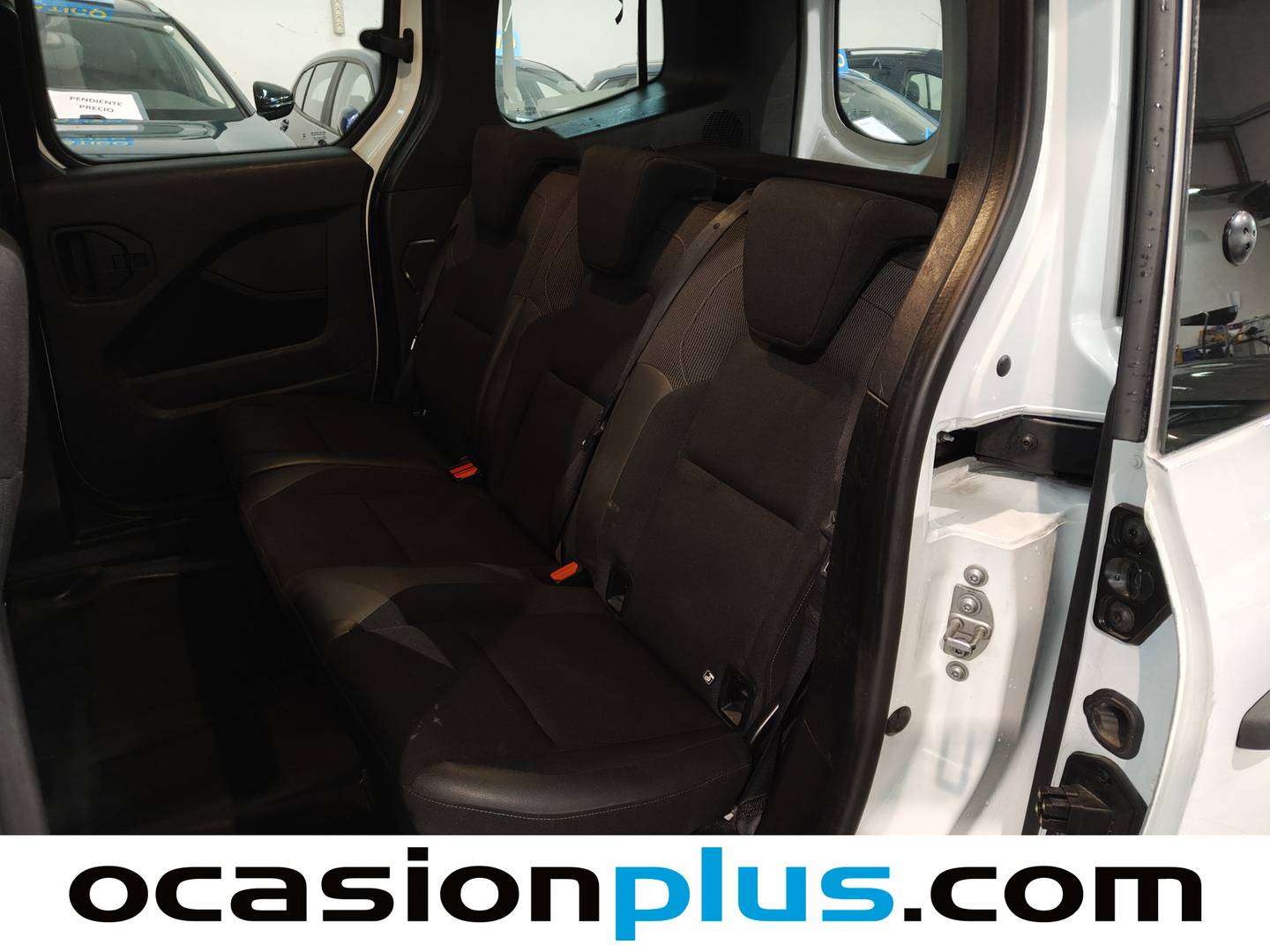 Foto Renault Kangoo Combi Renault Kangoo Combi 1.5 Blue dci Authentic (75 CV)