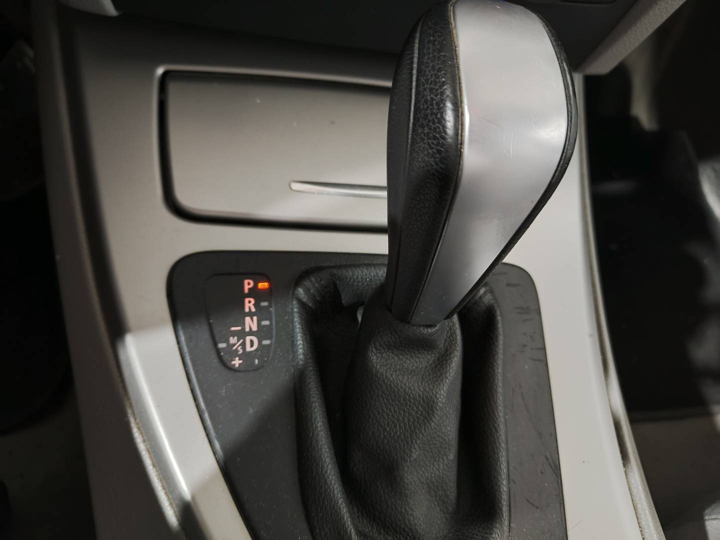 Foto BMW Serie 3 BMW Serie 3 320i Touring (170 CV)