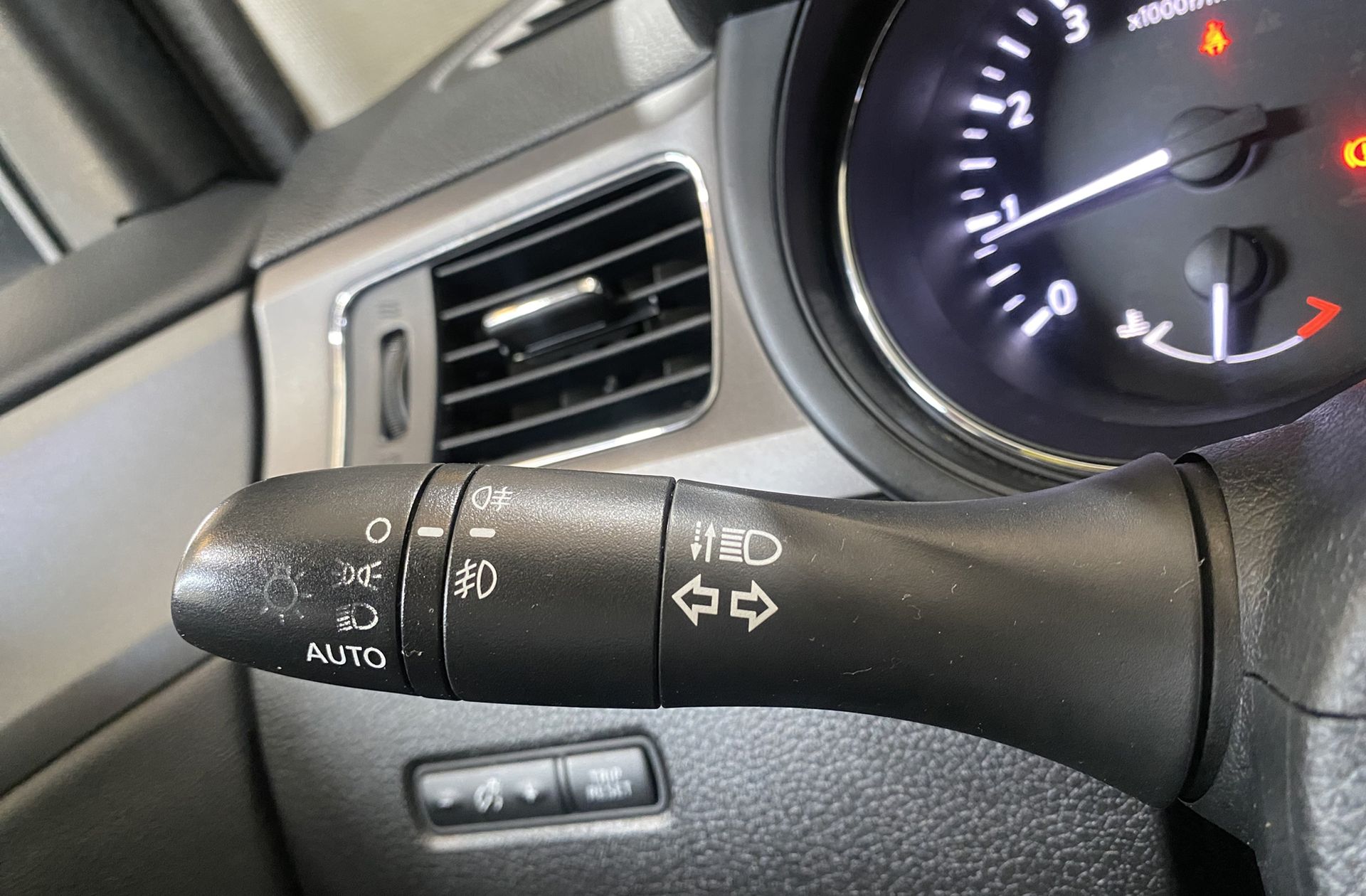 Nissan Pulsar DIG-T 115 Sport Edition - foto 23