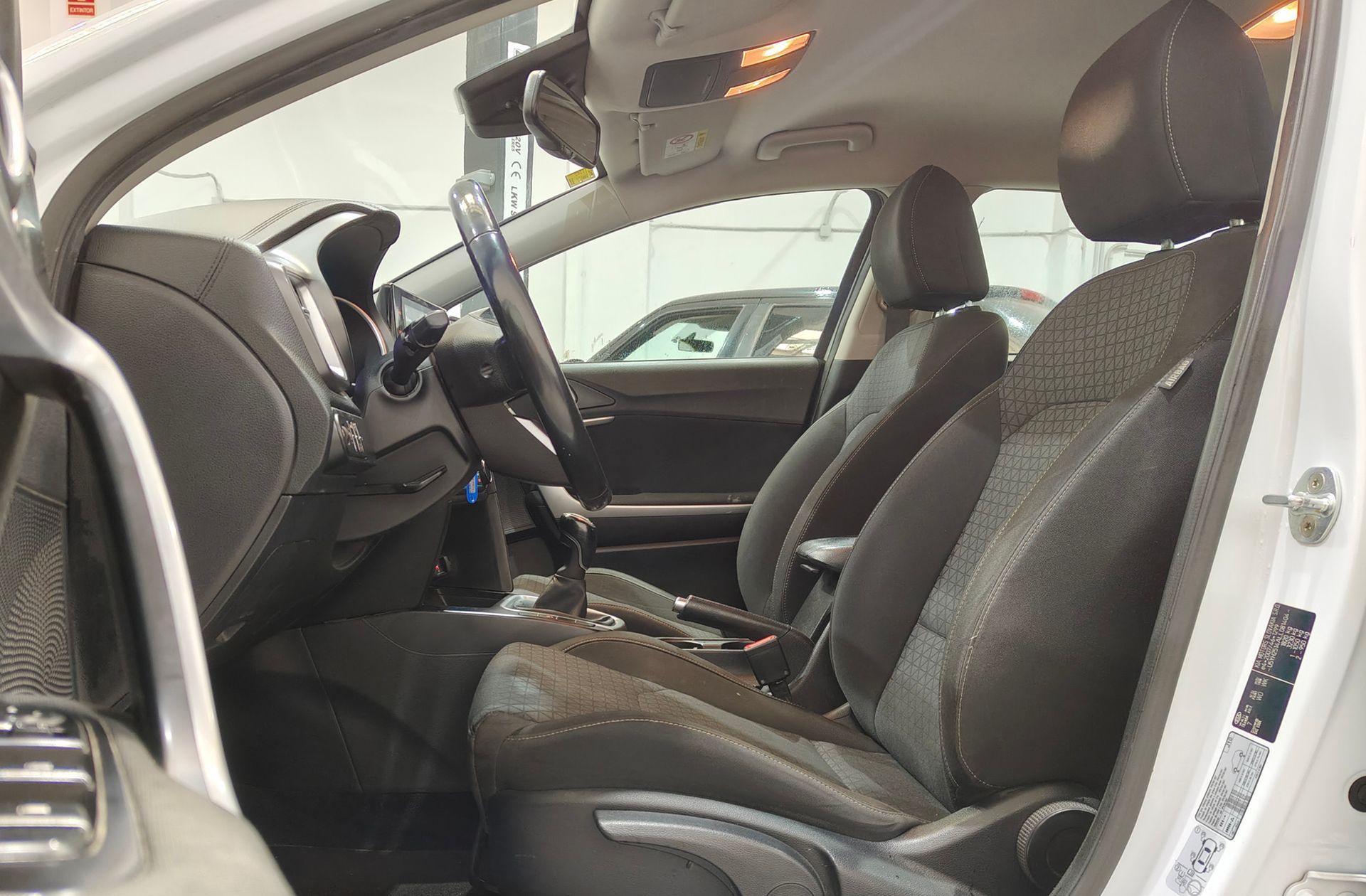 Kia Ceed 1.4 T-GDi Drive - foto 12