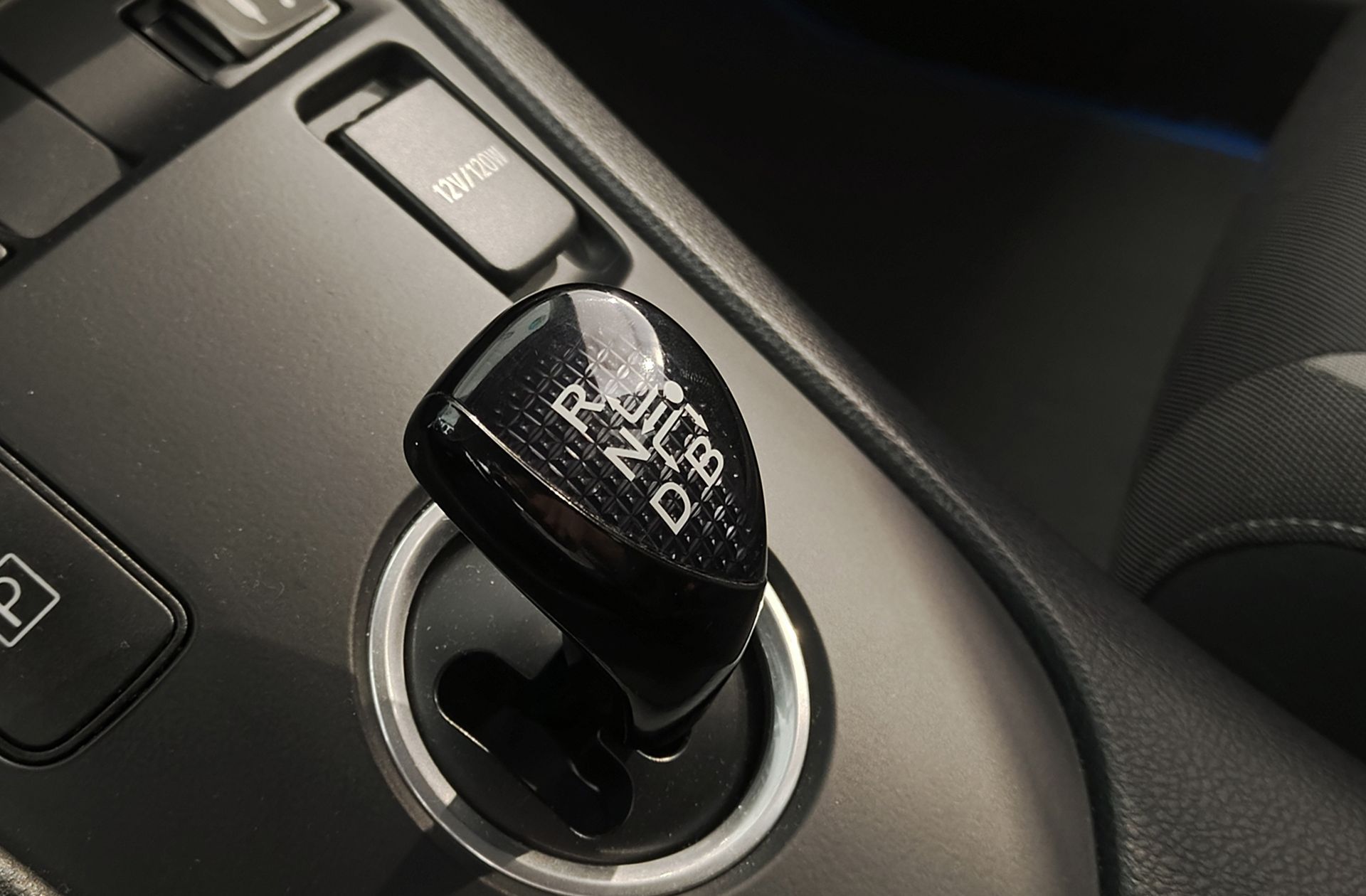 Toyota Auris 140H Hybrid Active - foto 5