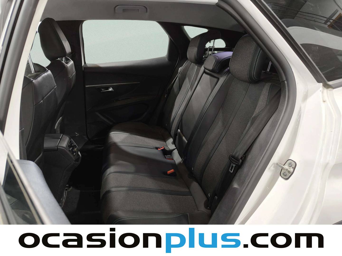 Foto Peugeot 3008 Peugeot 3008 BlueHDI 130 S&S Allure EAT8 (130 CV)