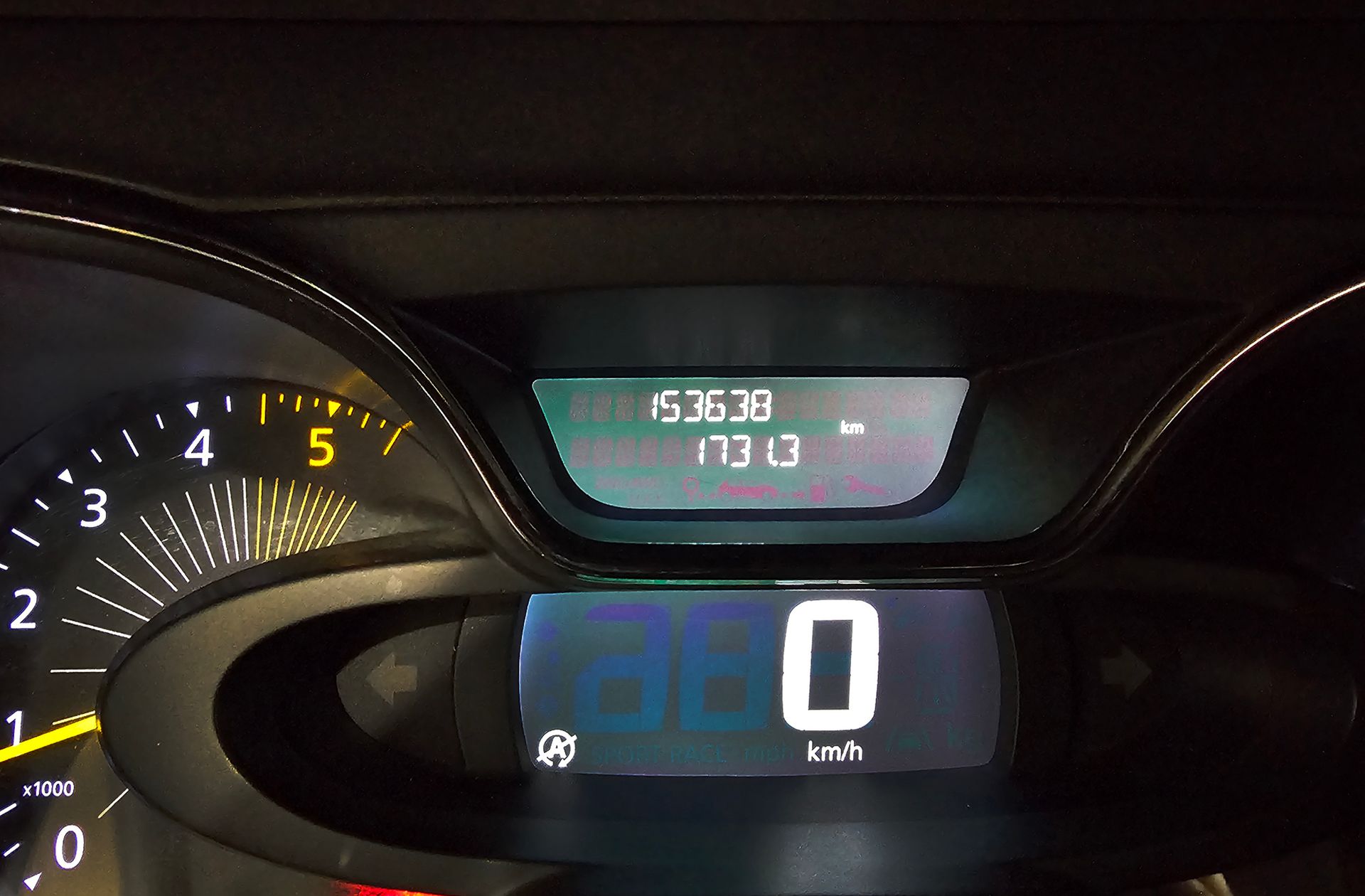 Renault Captur Zen Energy dCi eco2 - foto 8
