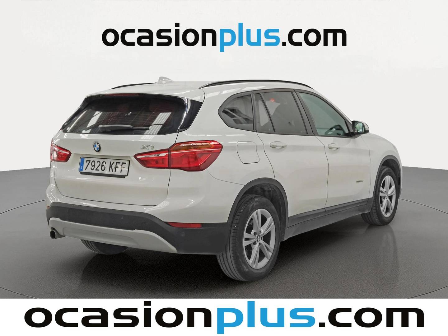 Foto trasera BMW X1 BMW X1 sDrive18d Business (150 CV) derecha