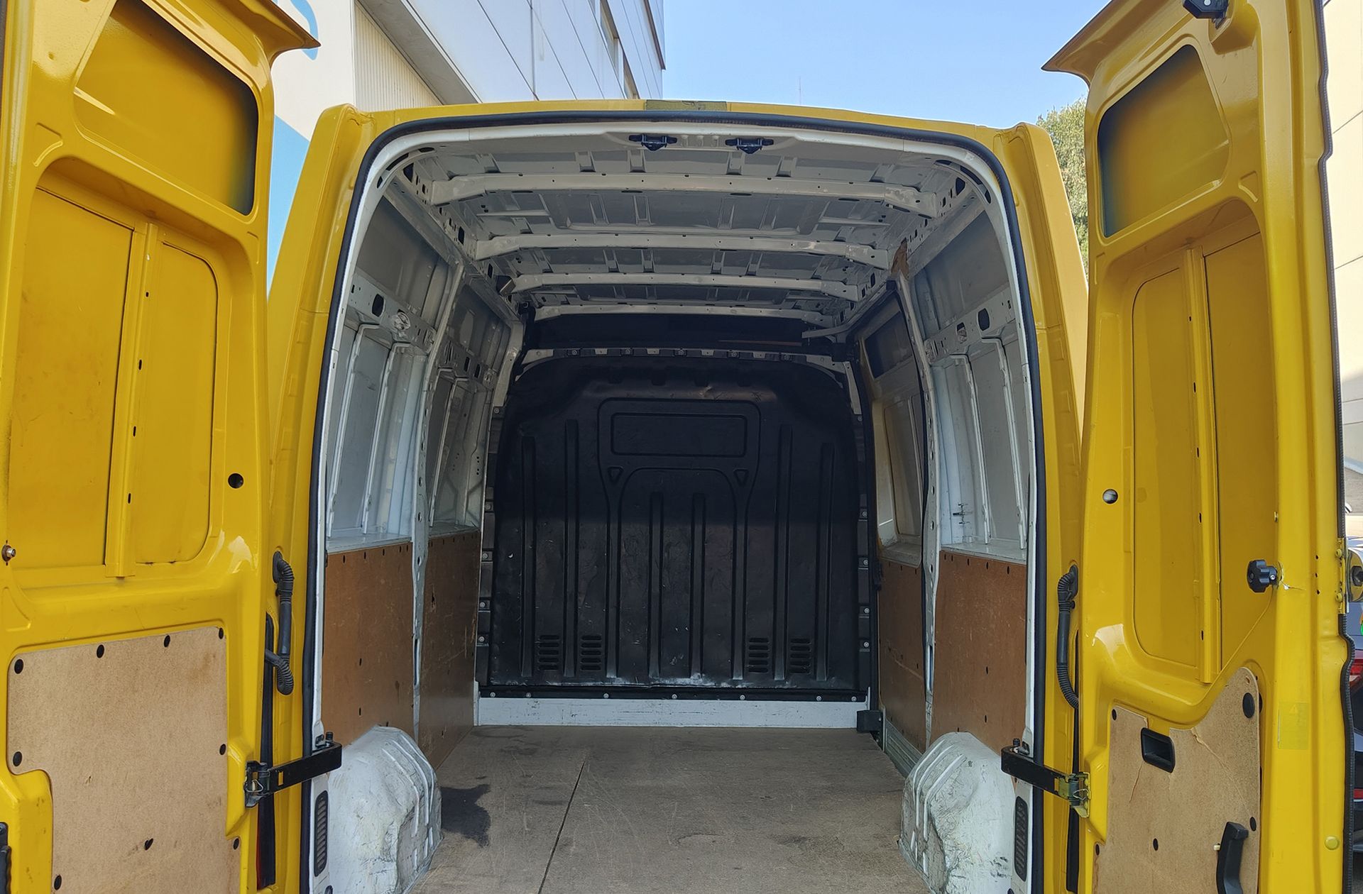 Nissan NV400 Furgon 2.3 dCi Comfort 3.5T L2H2 FWD 3 plazas - foto 10