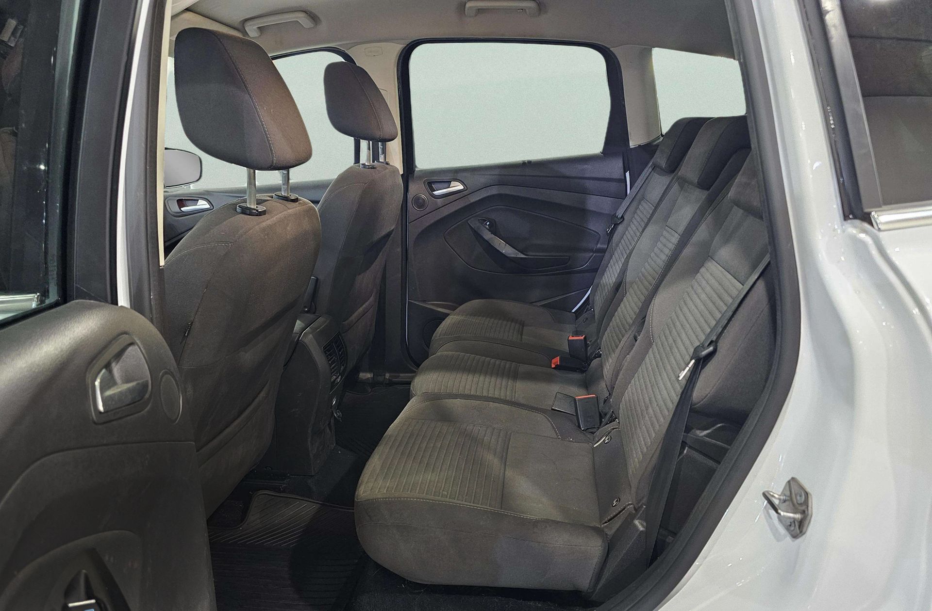 Ford C-Max 1.0 EcoBoost Titanium - foto 10