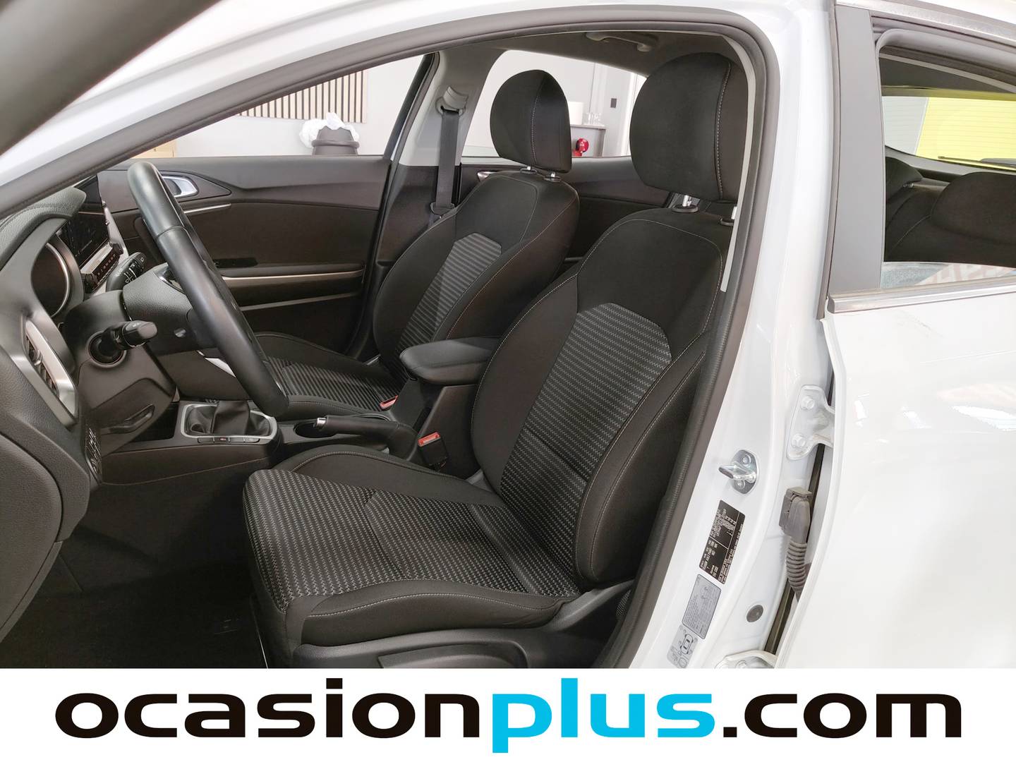 Foto asientos delanteros KIA XCeed KIA XCeed 1.0 T-GDi Drive (100 CV)