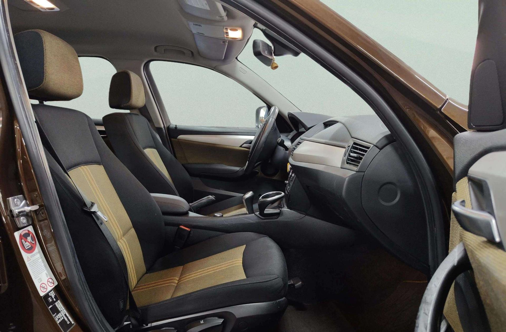 BMW X1 sDrive18d - foto 19