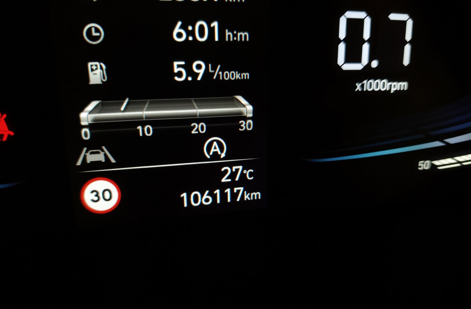 Hyundai i30 1.5 DPI Klass - foto 9