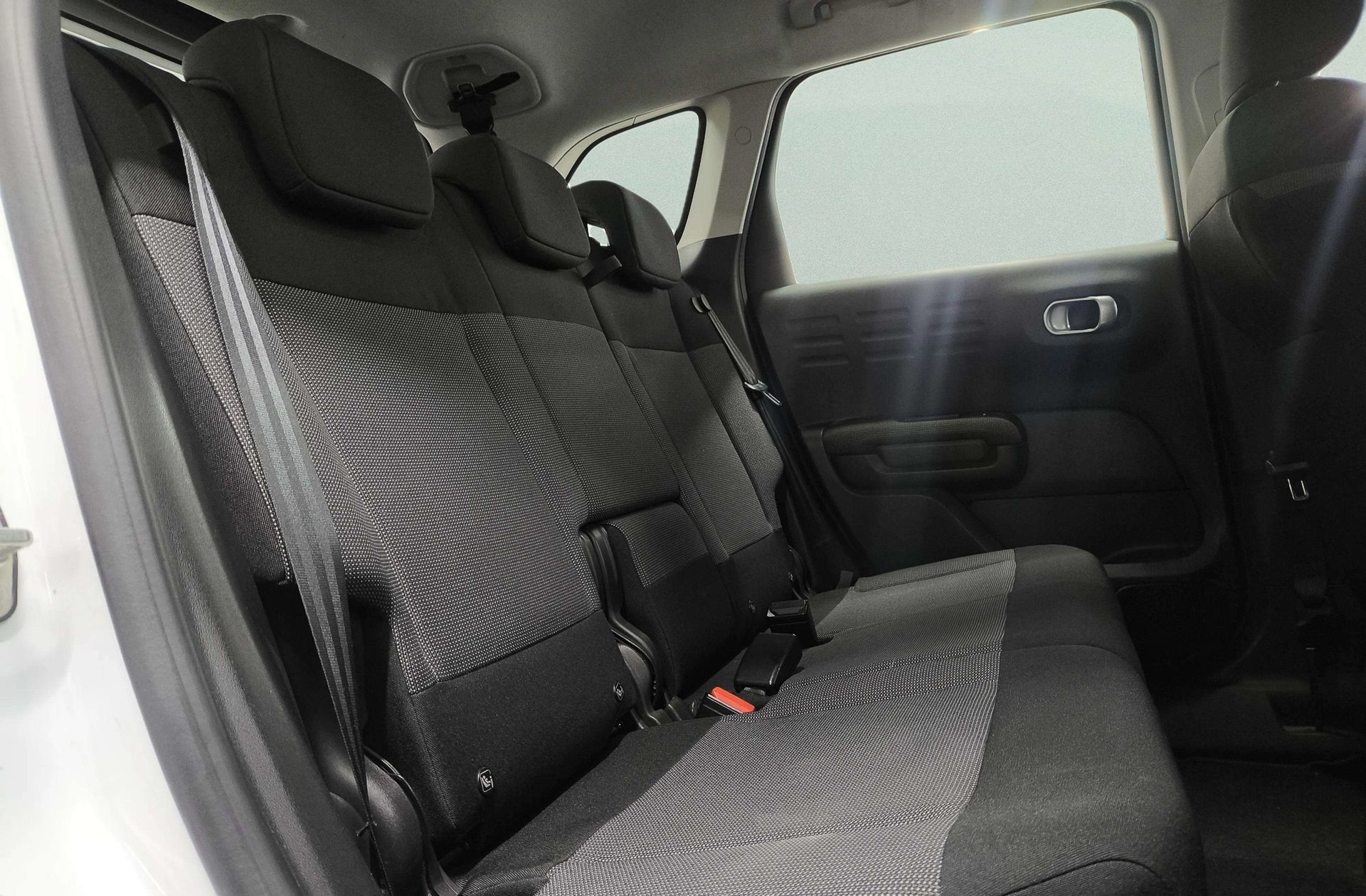 Citroën C3 Aircross BlueHDi 120 Feel - foto 17