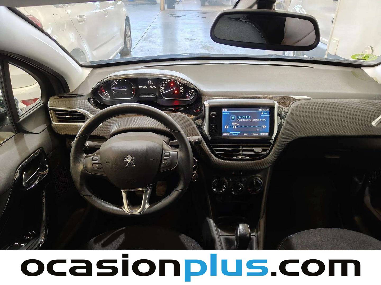 Peugeot 208 Peugeot 208 PureTech Signature (82 CV) de ocasión