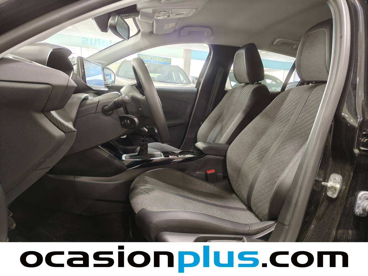 Foto asientos delanteros Peugeot 208 Peugeot 208 PureTech 100 Allure (100 CV)