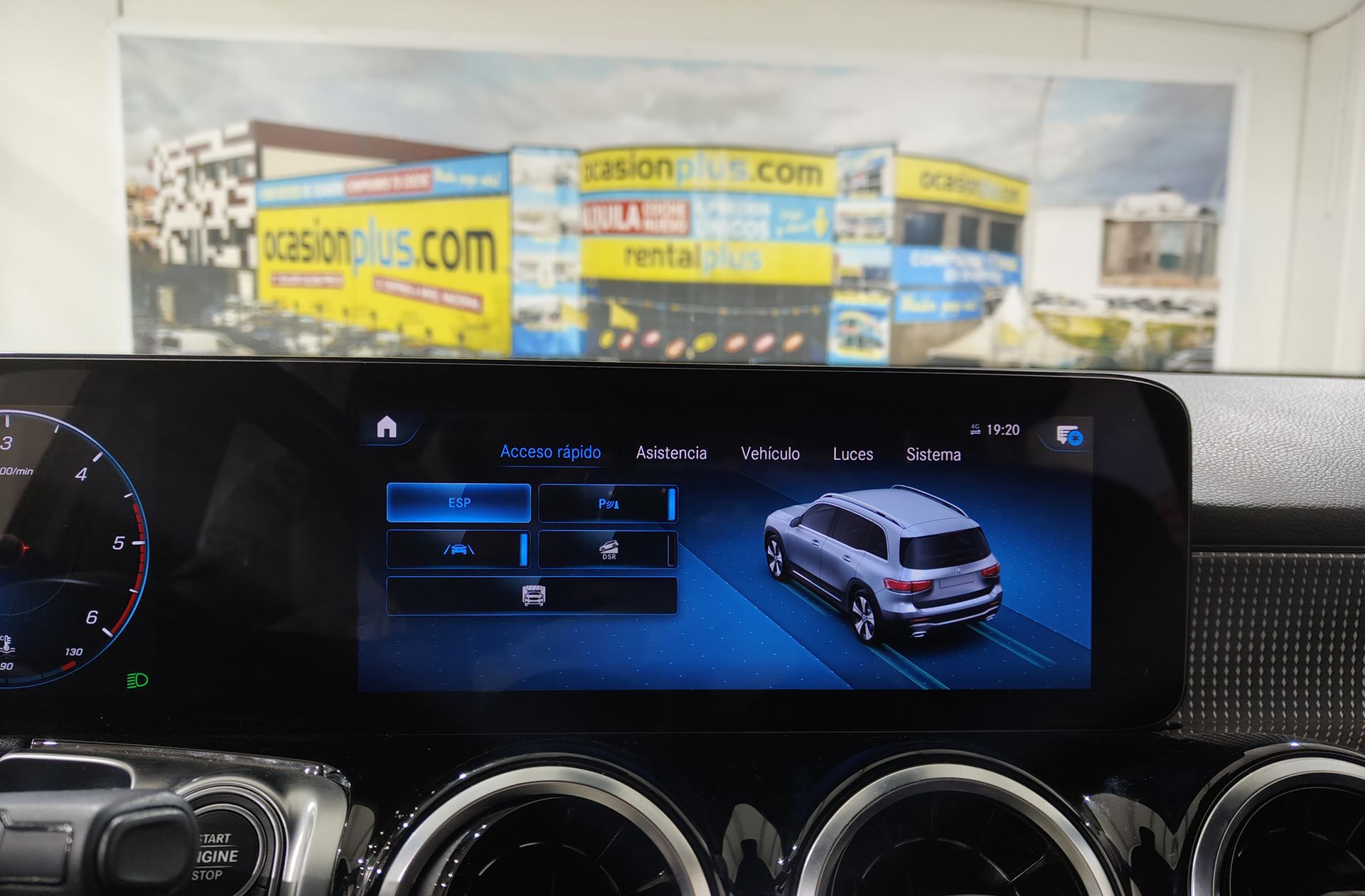 Mercedes-Benz GLB 220 D 4MATIC - foto 27