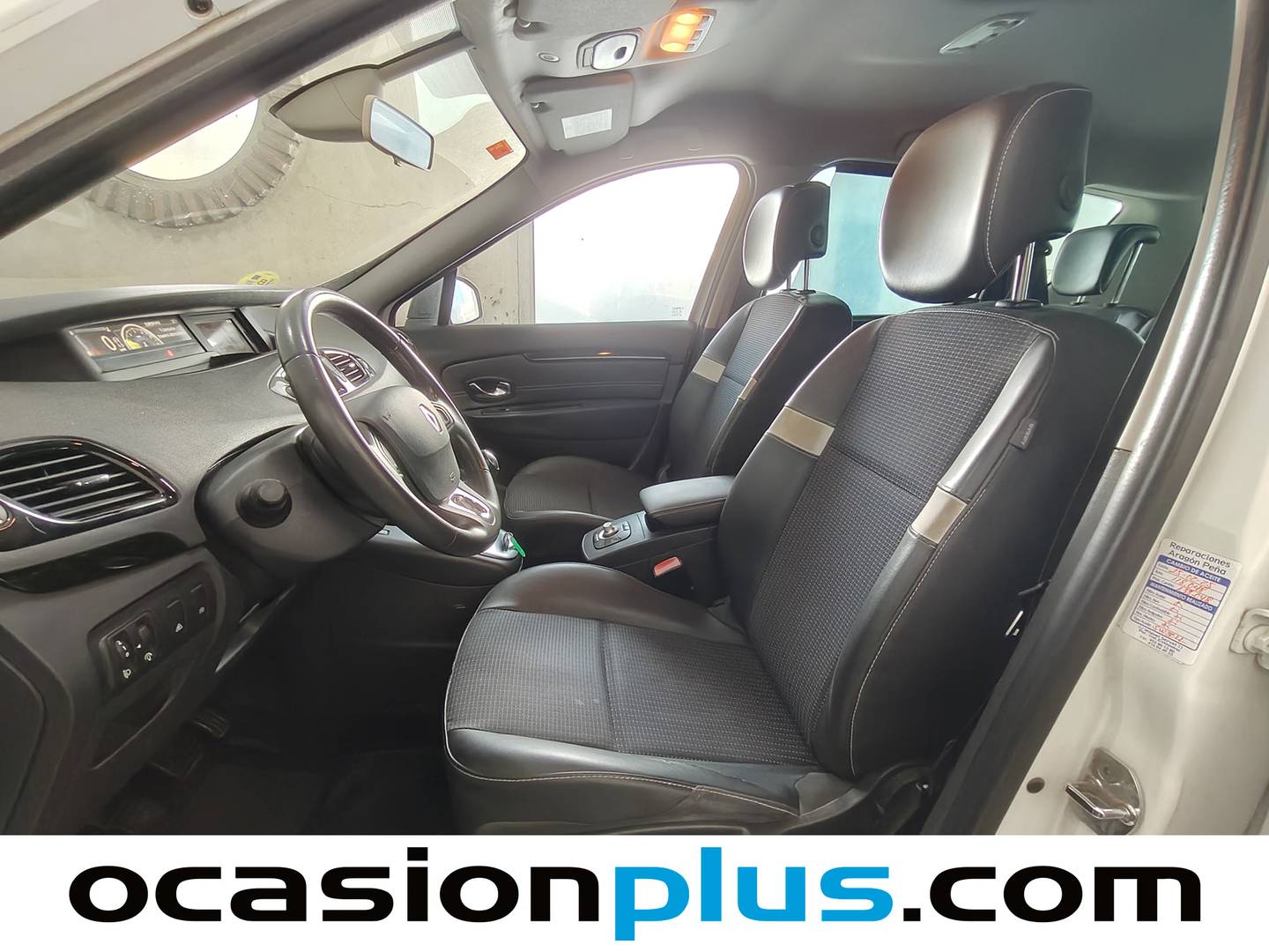 Foto asientos delanteros Renault Scénic Renault Scenic Dynamique Energy dCi (110 CV)