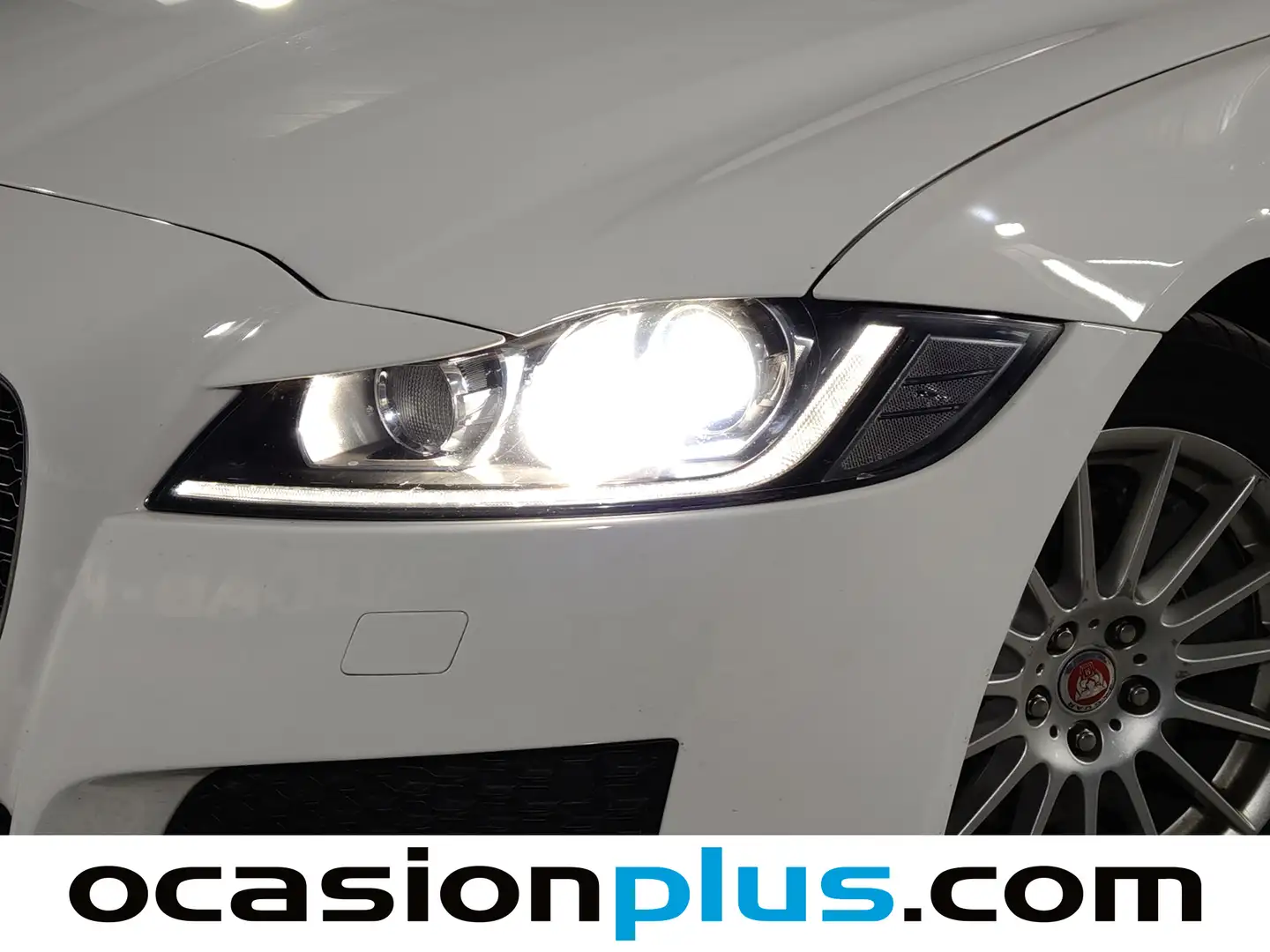 Foto Jaguar XF Jaguar XF 2.0 D Pure Auto (180 CV)