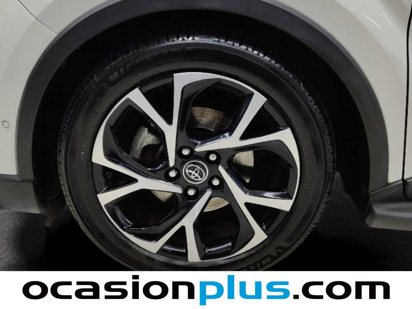 Toyota C-HR Toyota C-HR 1.4 Fire Lounge (95 CV) 122cv