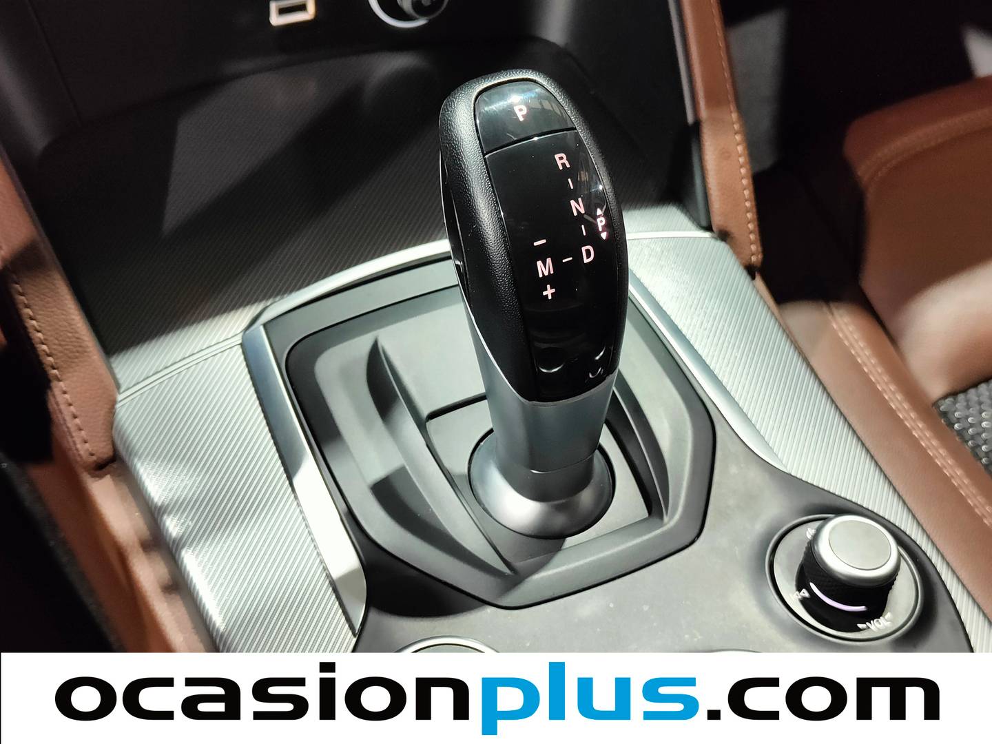 Foto Alfa Romeo Stelvio Alfa Romeo Stelvio 2.2 Diesel Super RWD (180 CV)