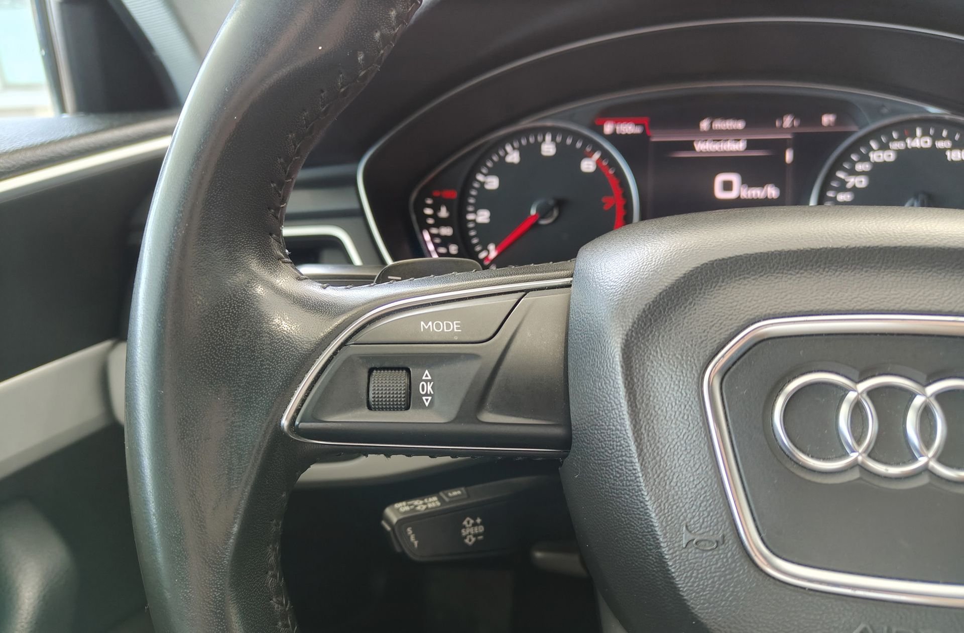 Audi A4 Advanced 35 TFSI S tronic - foto 29
