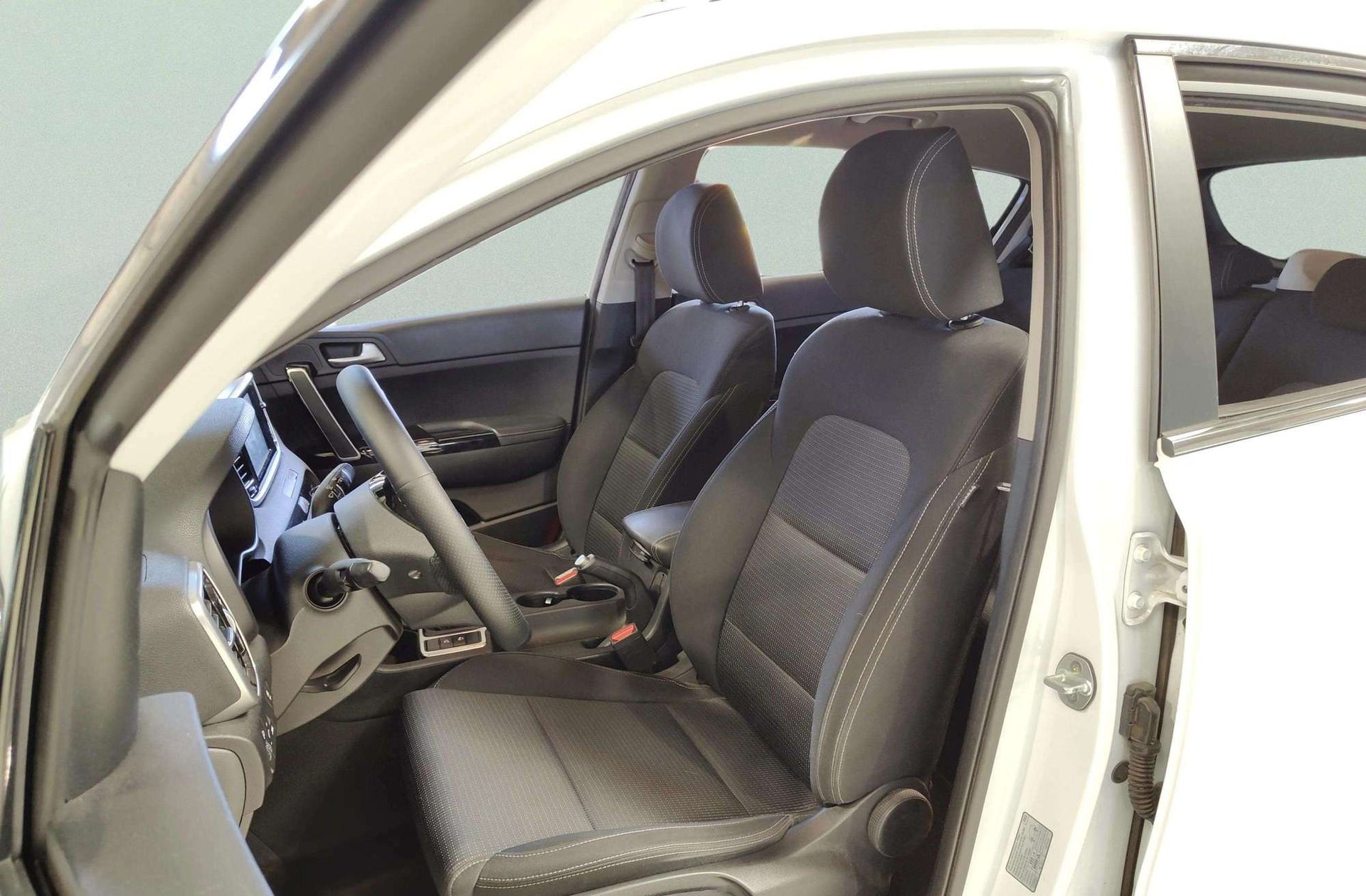 Kia Sportage 1.6 GDi Drive 4x2 - foto 12