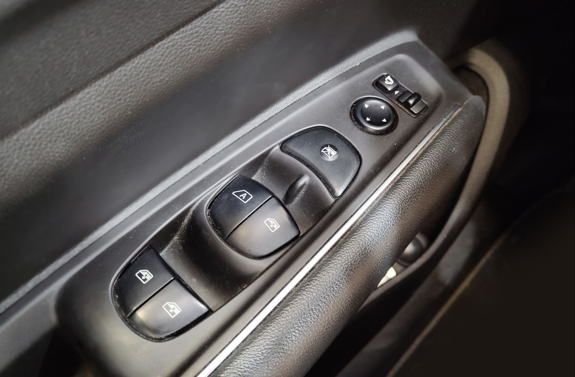Renault Koleos Zen dCi X-Tronic - foto 38