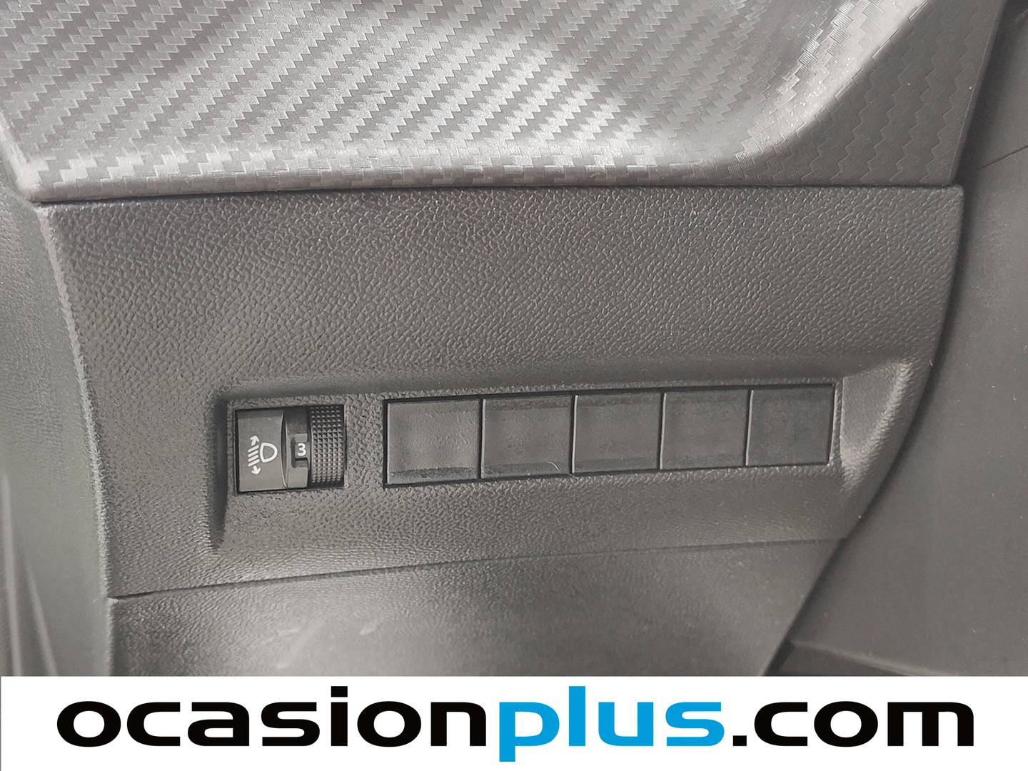 Peugeot 208 Peugeot 208 Style Hybrid 110 eDCS6 (110 CV) seminuevo