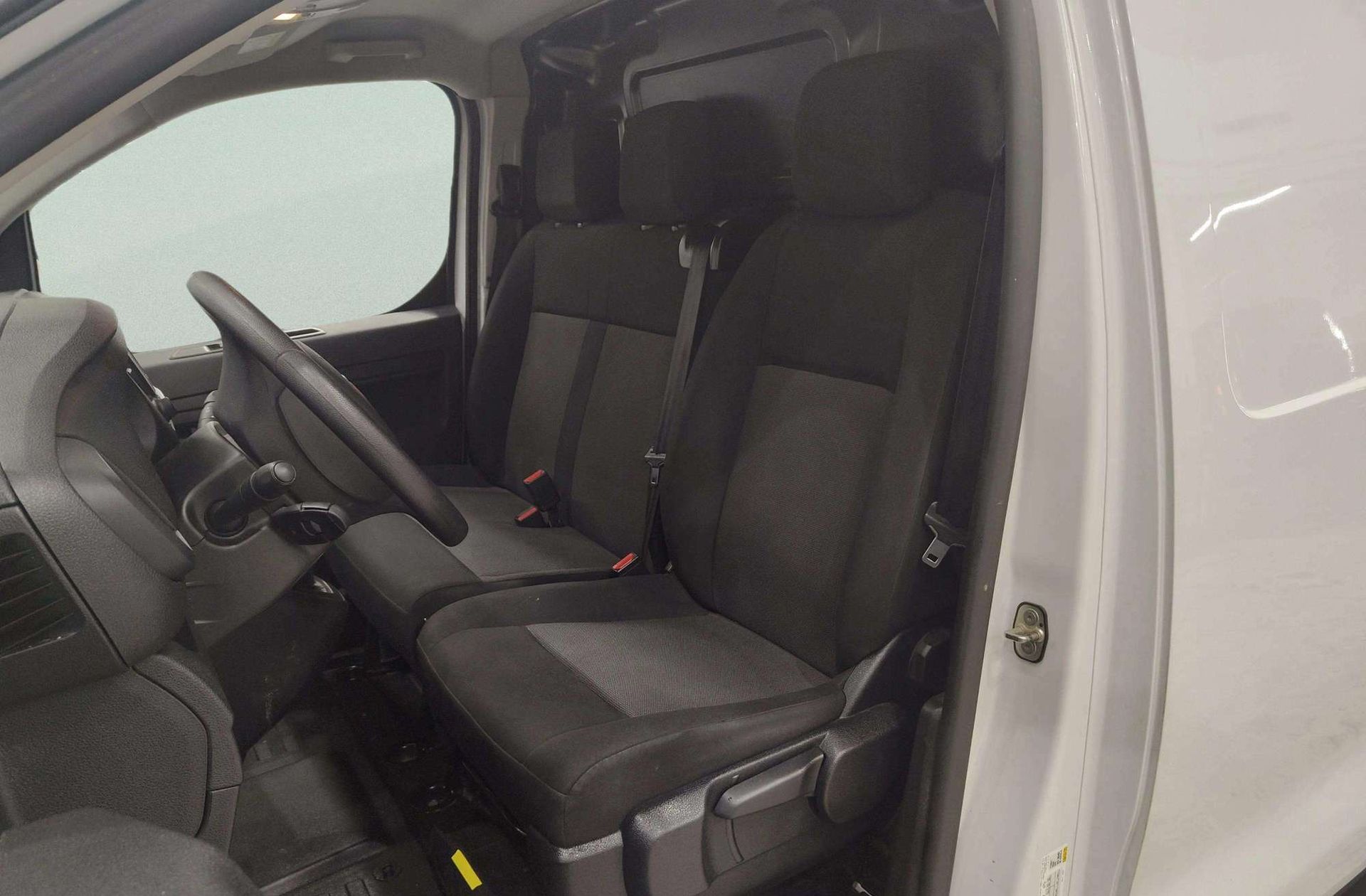 Fiat Scudo Furgon 1.5 BlueHDi L2 - foto 14