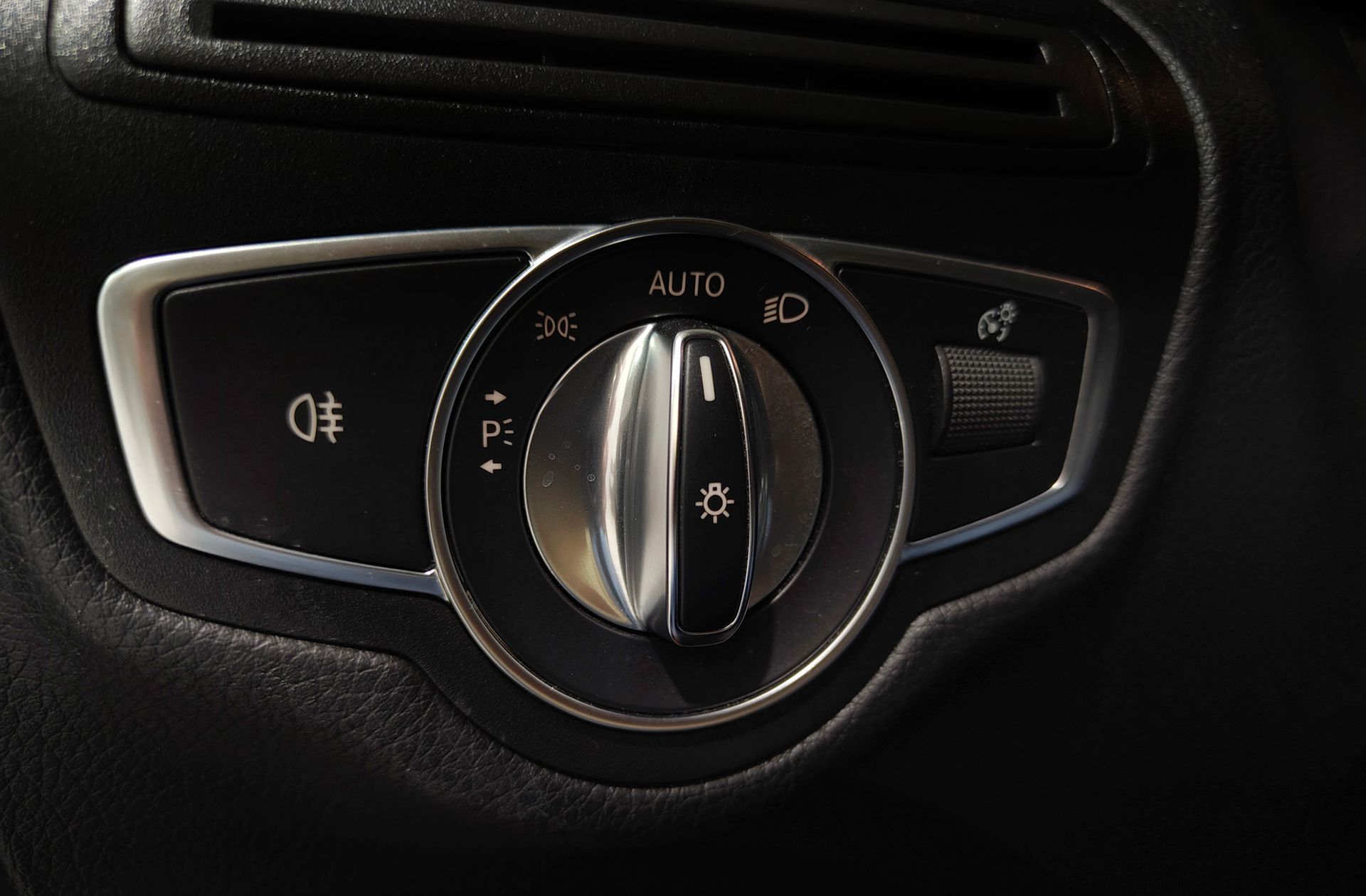 Mercedes-Benz GLC Mercedes GLC 220 d 4Matic - foto 42