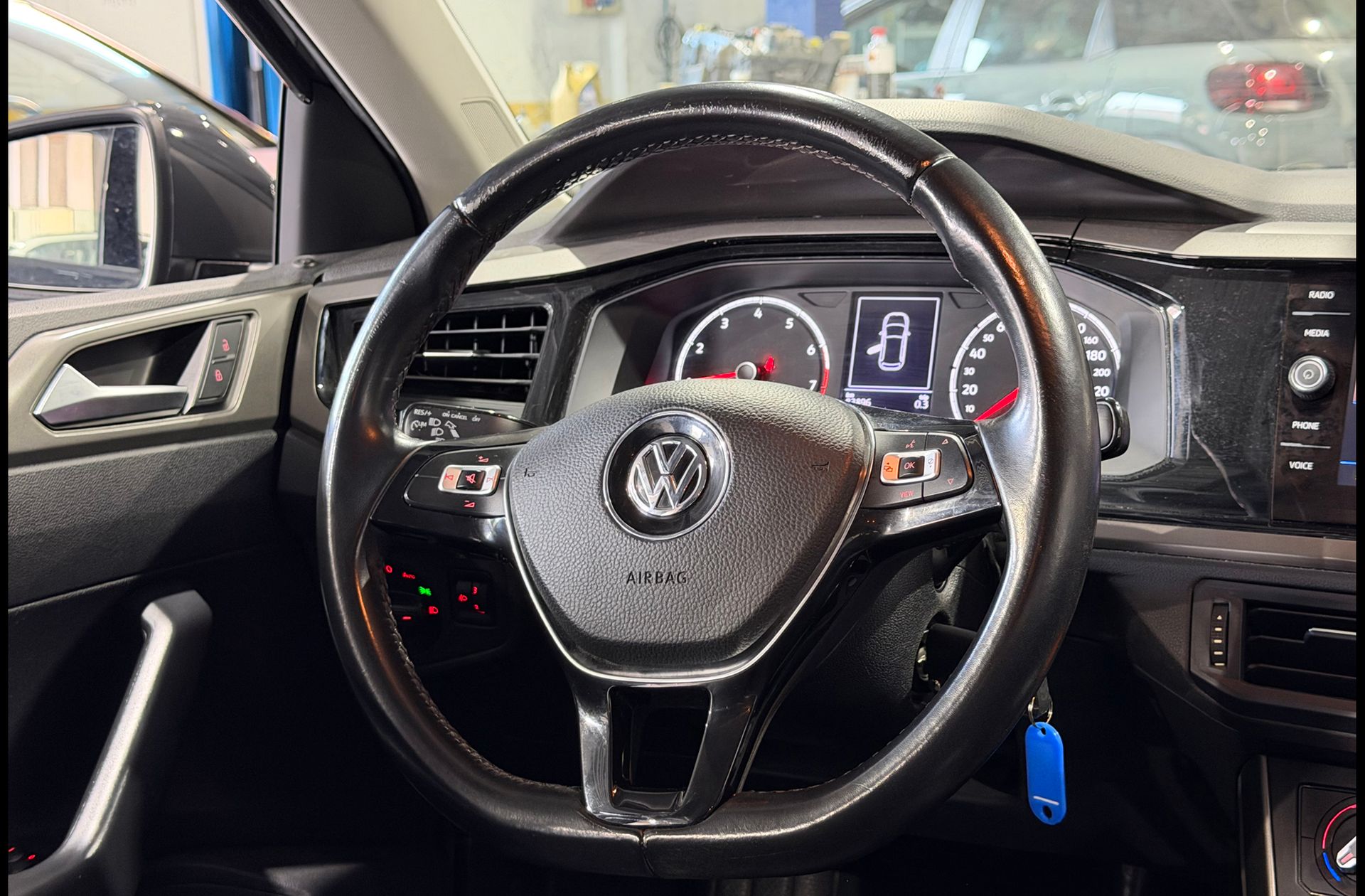 Volkswagen Polo Advance 1.0 TSI DSG - foto 19