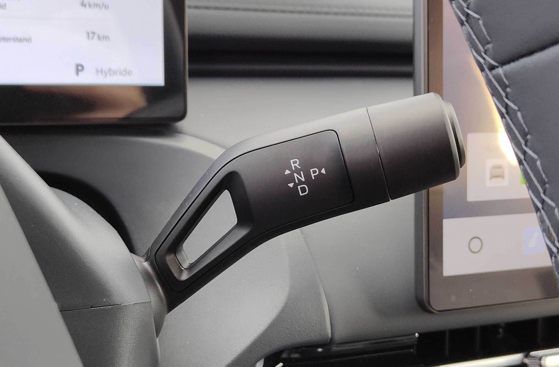 Geely Starray EM-i 1.5 PHEV Pro - foto 5