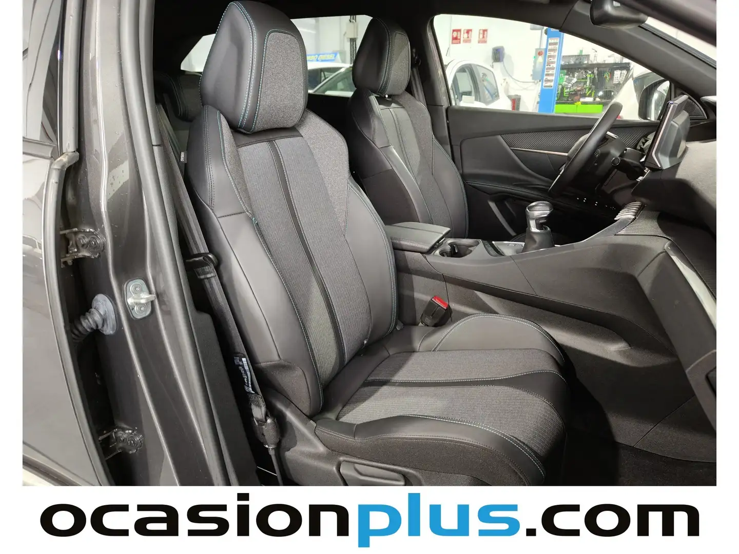 Foto Peugeot 3008 Peugeot 3008 PureTech 130 S&S Allure Pack (130 CV)