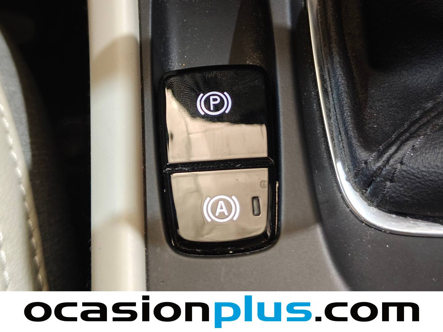 Volvo XC40 Volvo XC40 T3 Momentum (156 CV) al mejor precio