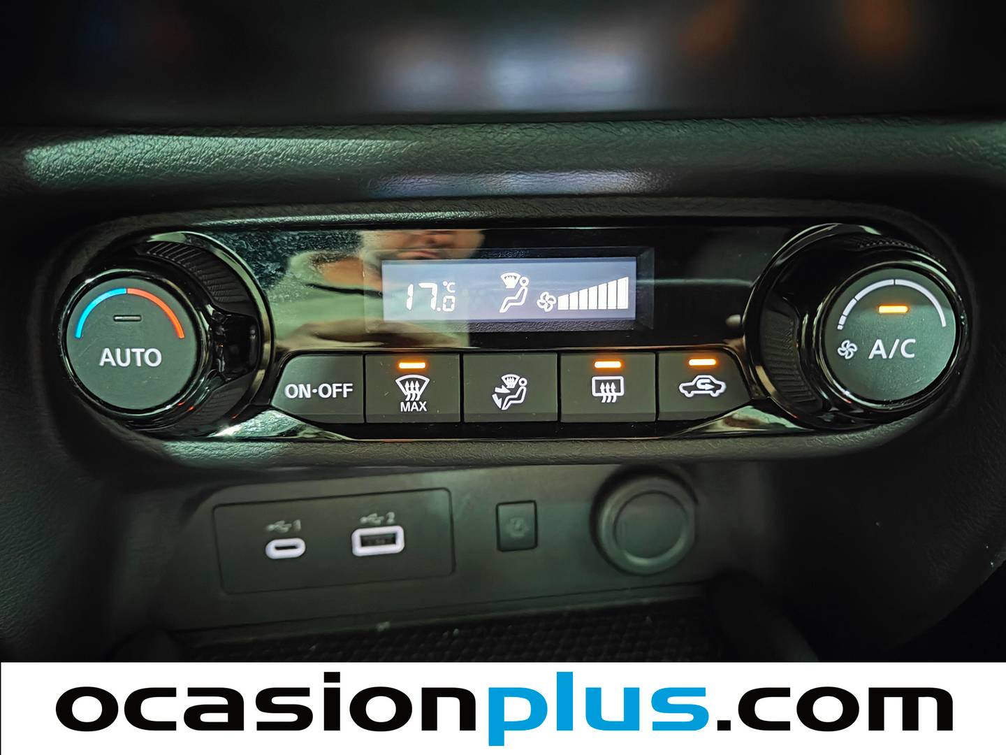 Foto Nissan JUKE Nissan Juke DIG-T N-Connecta 4x2 (114 CV)