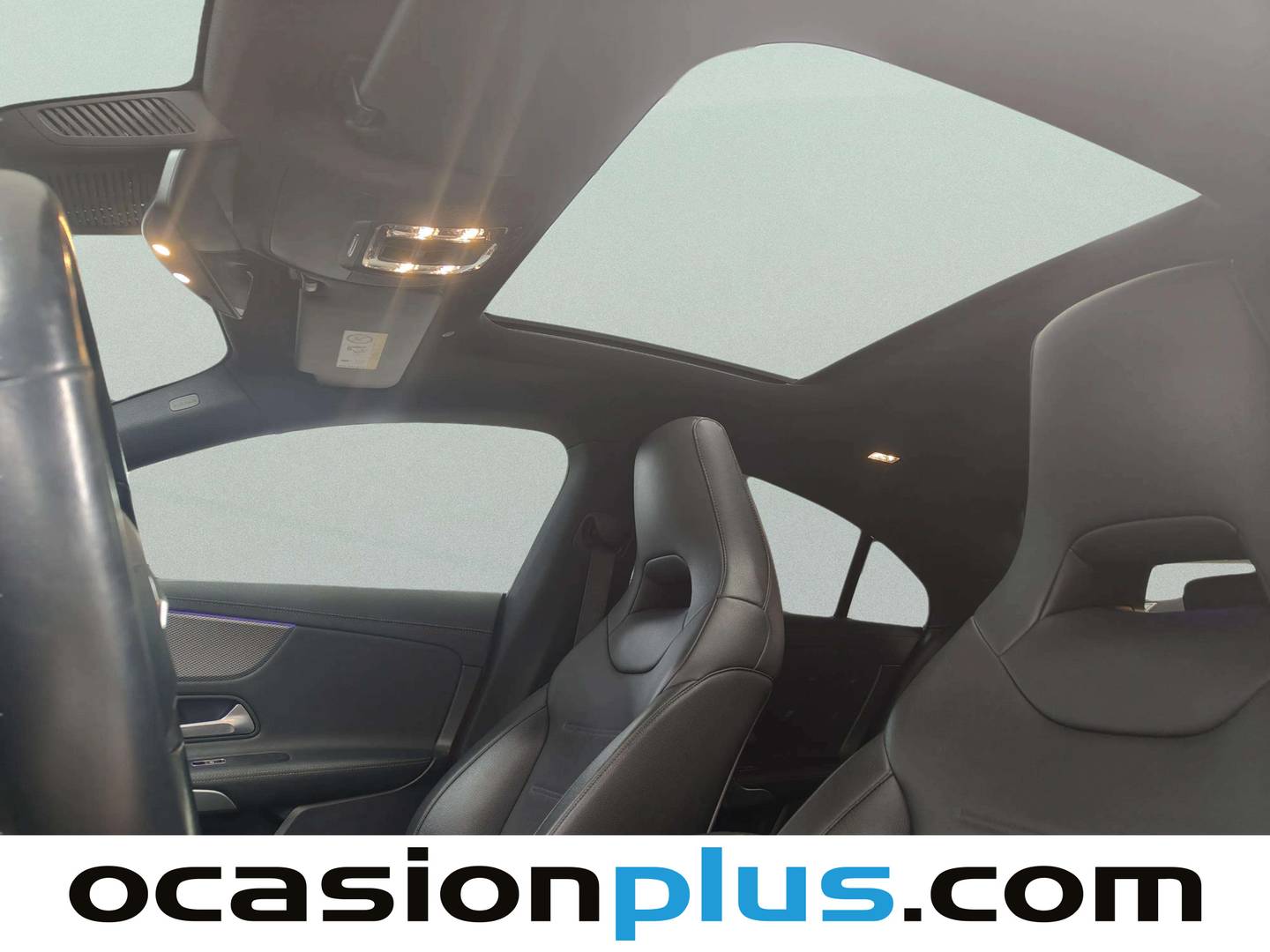 Extras y acabados del Mercedes CLA Mercedes-Benz CLA CLA 200 (163 CV)