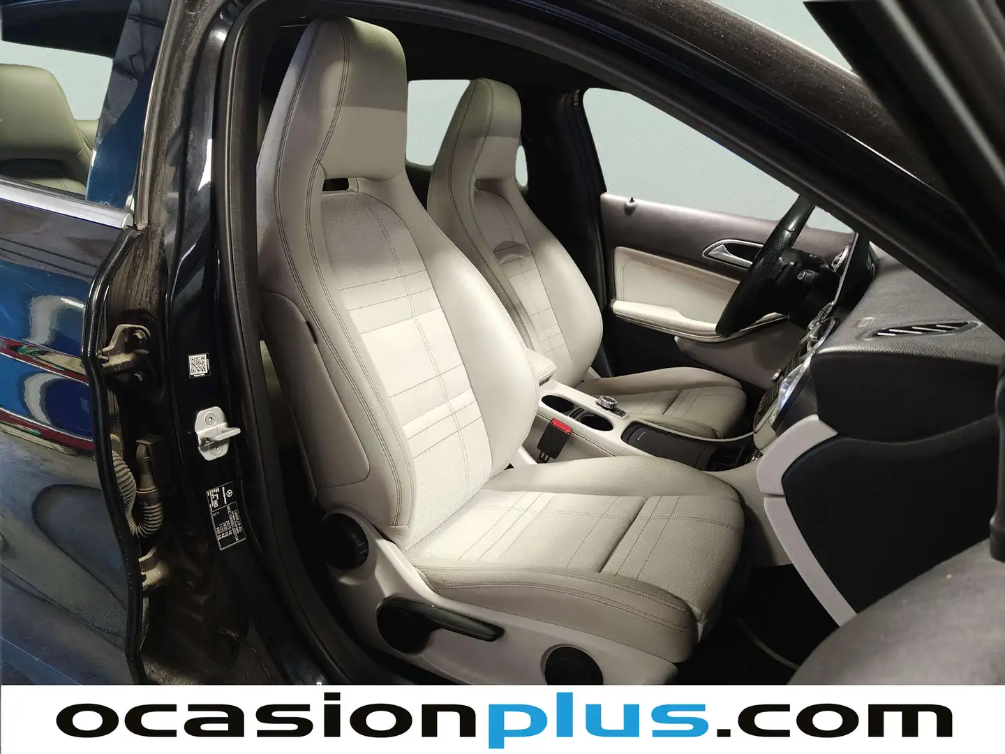 Foto Mercedes GLA Mercedes-Benz GLA 220 d Urban 4Matic (177 CV)