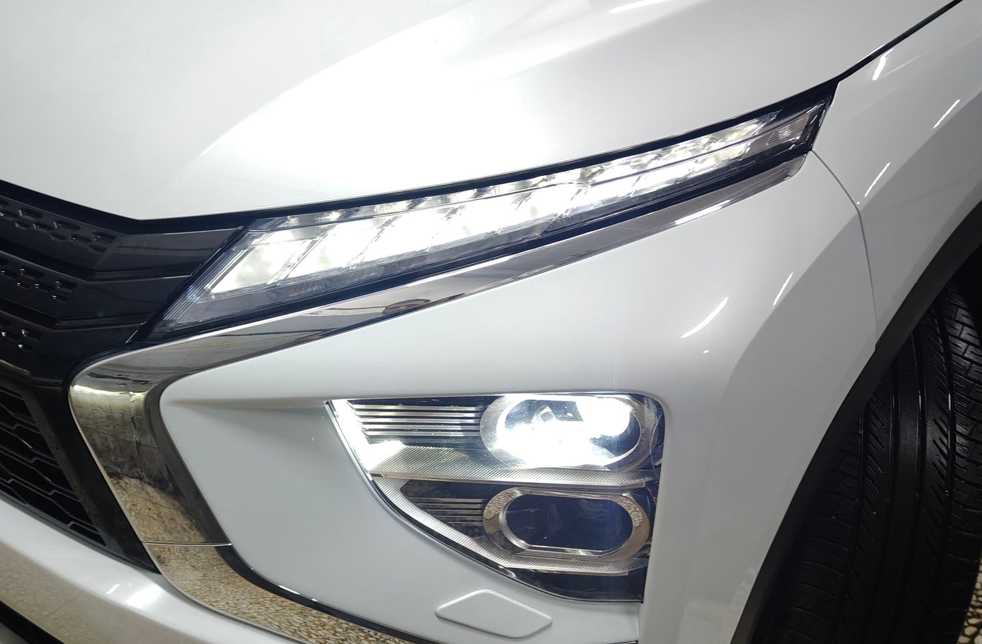 Mitsubishi Eclipse Cross 2.4 PHEV Kaiteki 4WD - foto 14