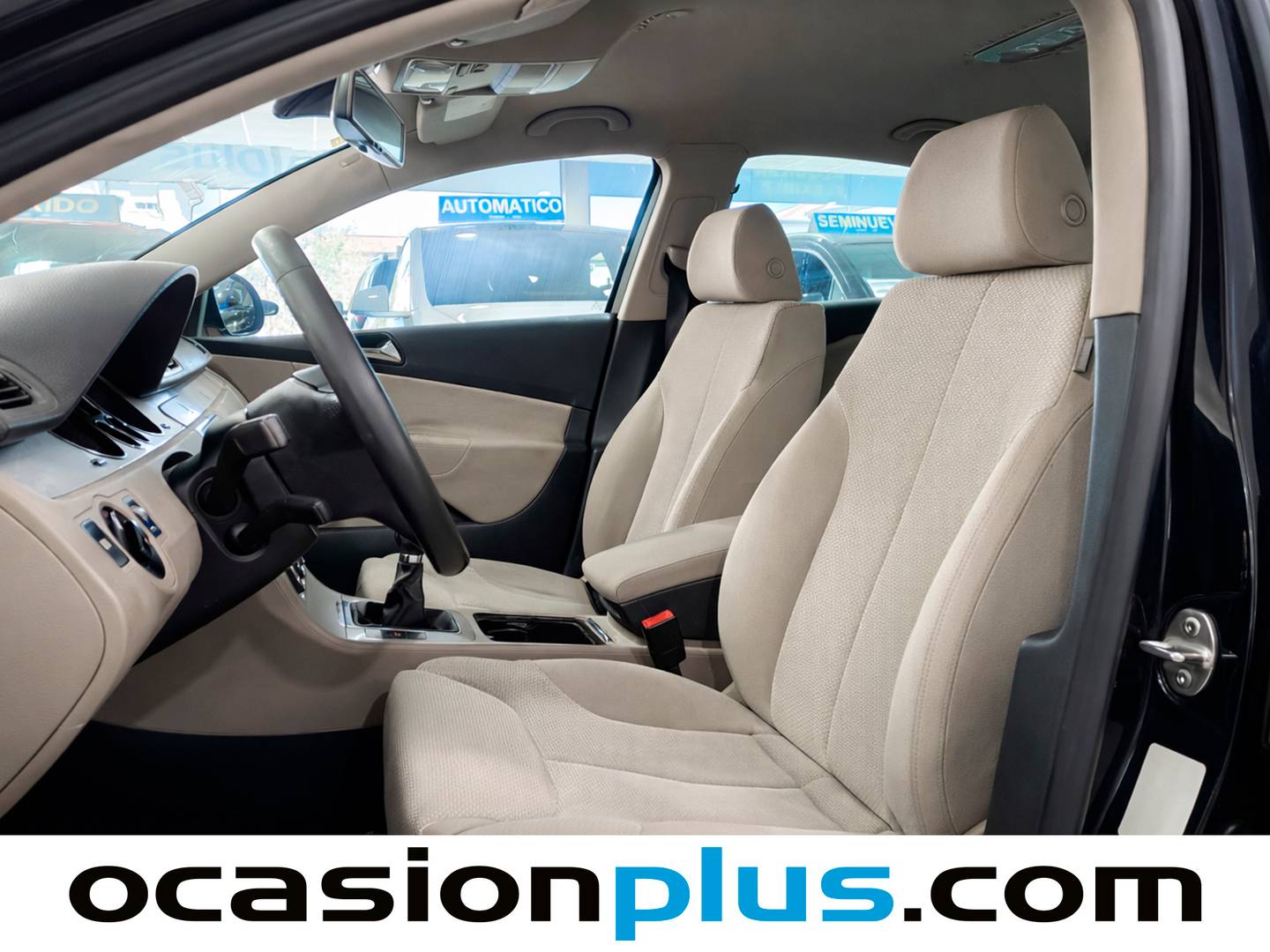 Foto asientos delanteros Volkswagen Passat Volkswagen Passat Advance 2.0 TDI DPF (140 CV)