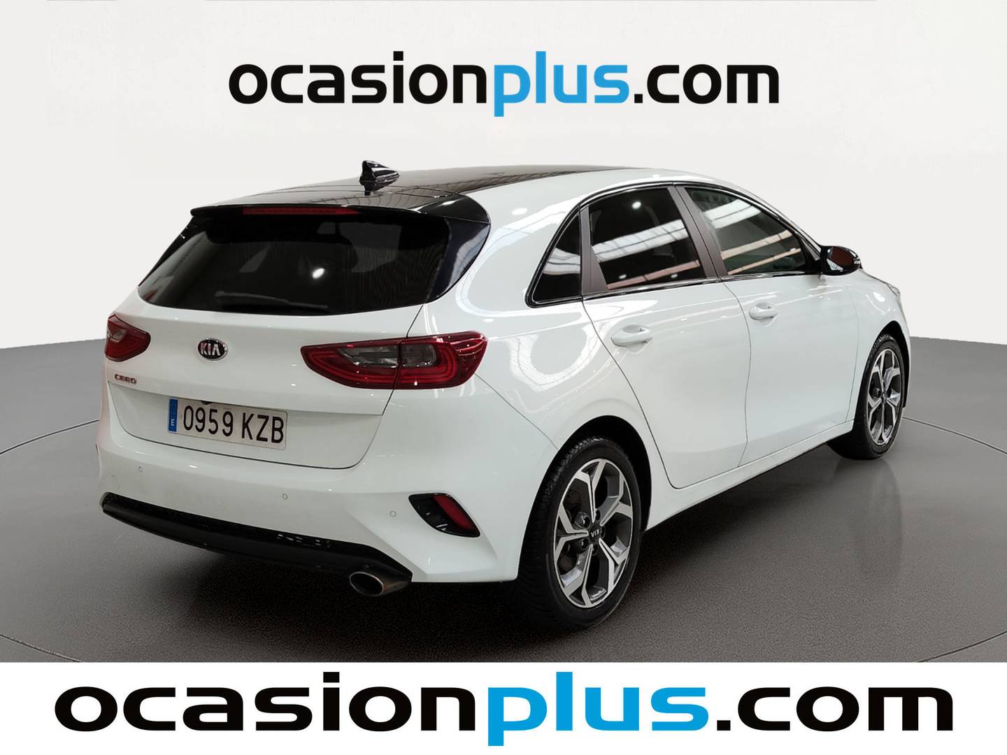 Foto trasera KIA Ceed KIA Ceed 1.0 T-GDi Tech (120 CV) izquierda