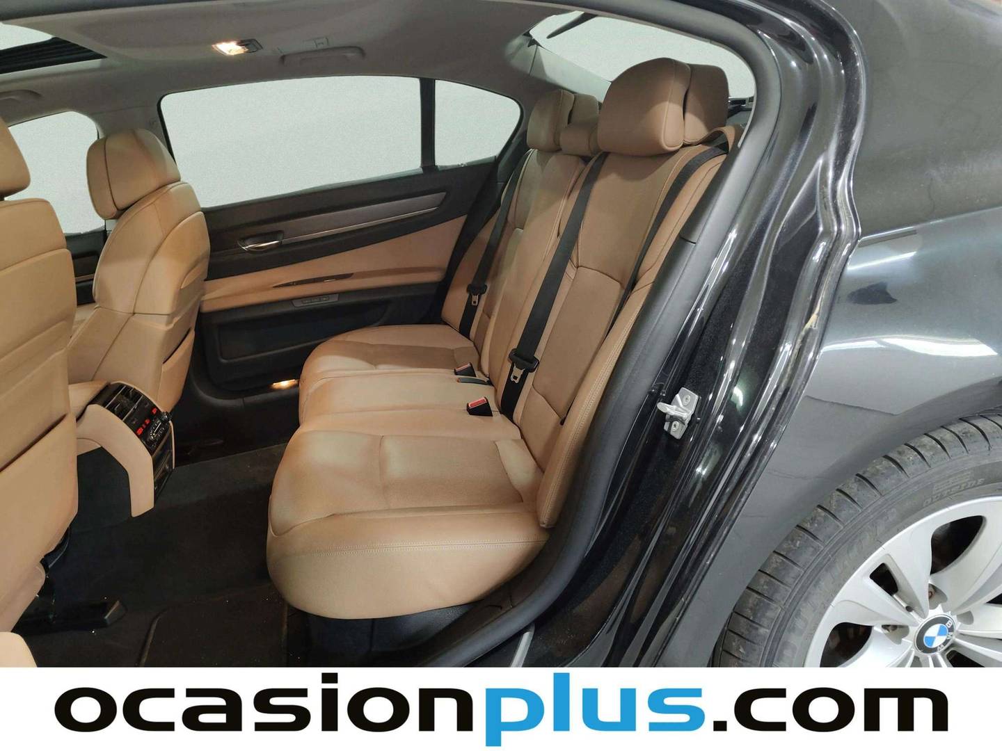 Foto asientos traseros BMW Serie 7 BMW Serie 7 750Li (407 CV)