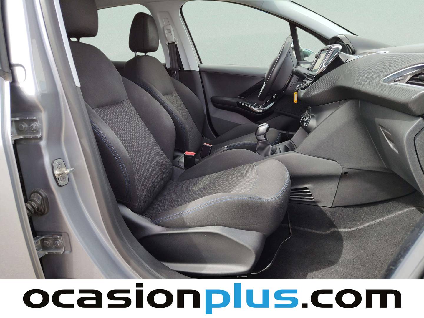 Peugeot 208 Peugeot 208 PureTech Signature (82 CV) gasolina