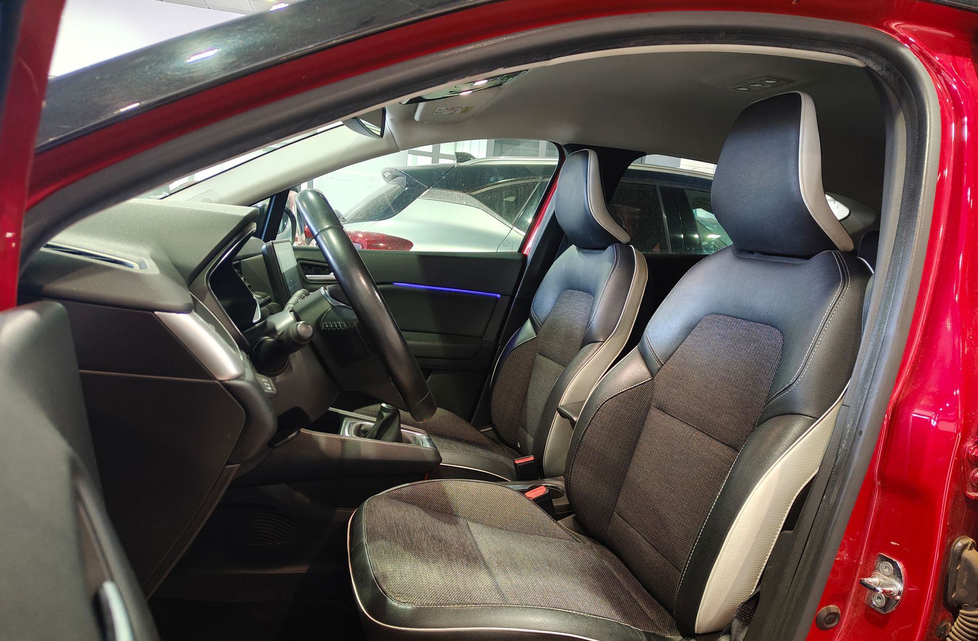 Renault Captur Techno TCe - foto 11
